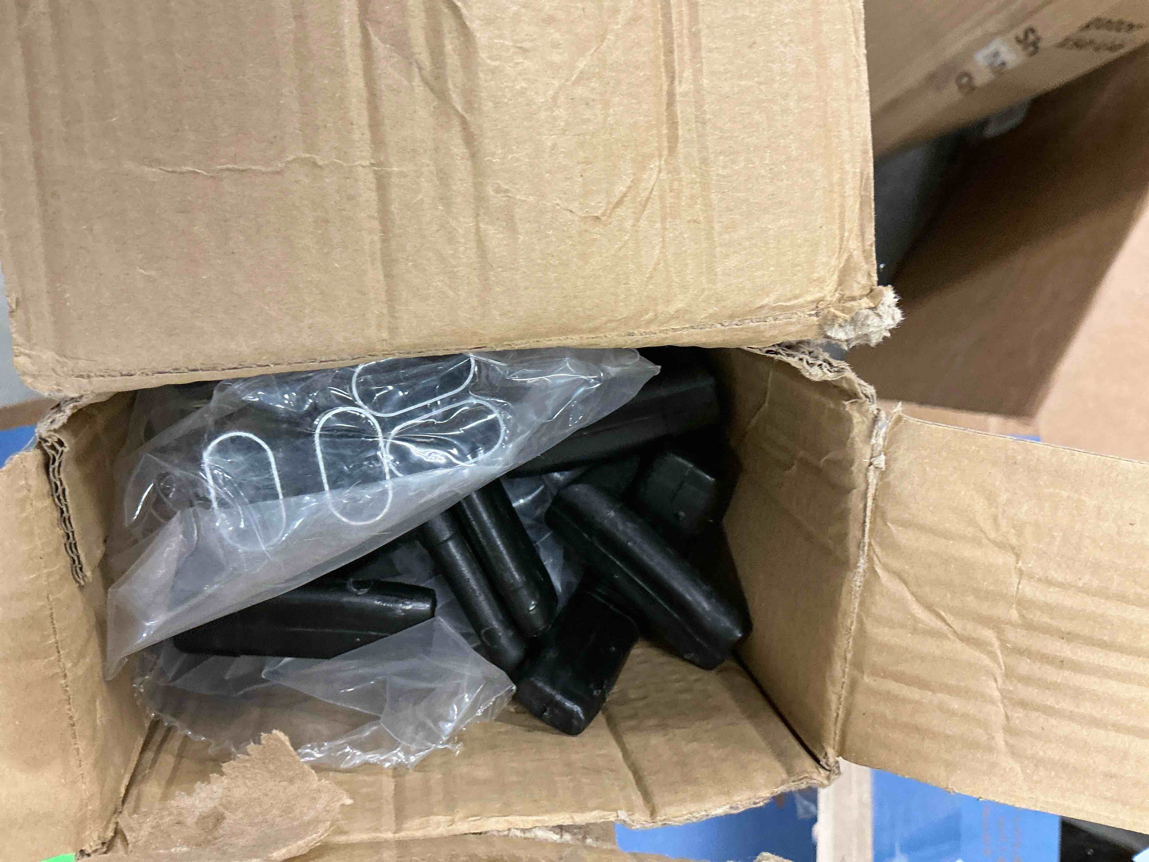 Condition photo showing Good Condition for Torio 3-Compartment Collapsible Laundry Basket, Large Capacity, Space-Saving, Durable & Eco-Friendly Fabric, Perfect for Home, Dorm, College