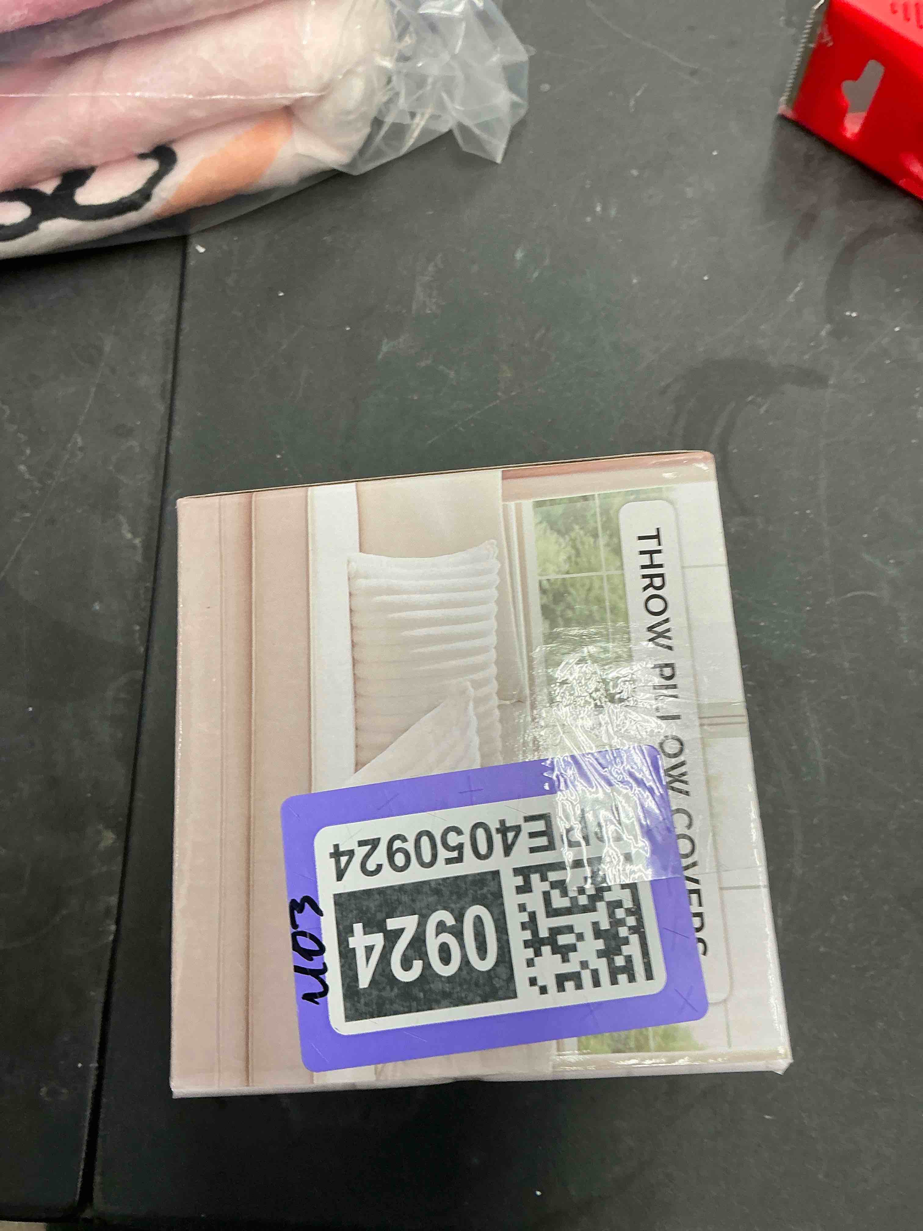 Condition photo showing New/Like New for FUTEI Navy Blue Decorative Throw Pillow Covers 12x20 Inch Set of 2,Soft Solid Rose Swirl Textured Lu