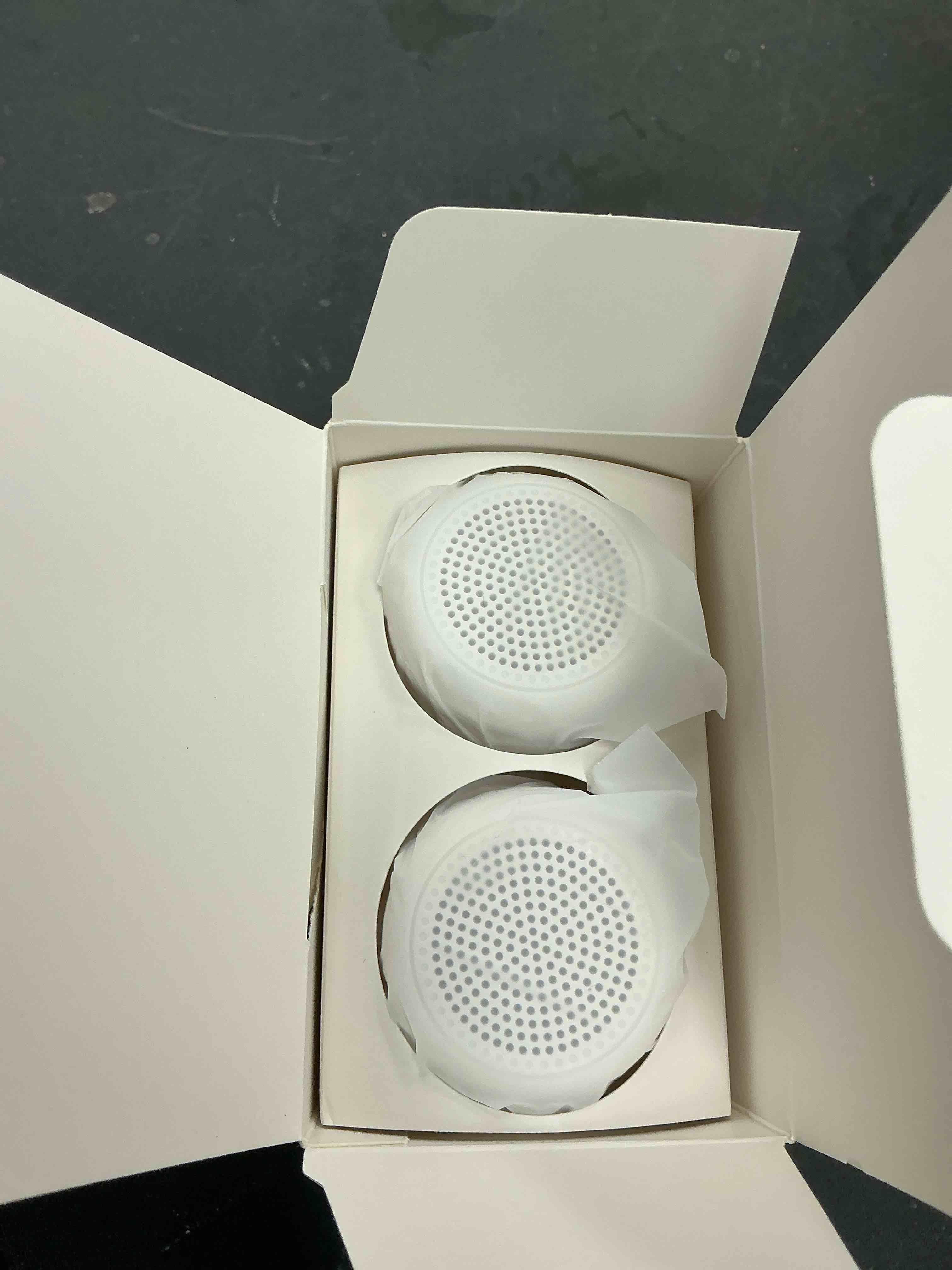 Condition photo showing New/Like New for Babelio White Noise Sound Machine for Adults Kids Baby, Mini, 15 Non-looping Sounds, Timer, Memory Function, Easy to Pocket and Travel White 2 Pack 2 Pack - White Pocket Mini