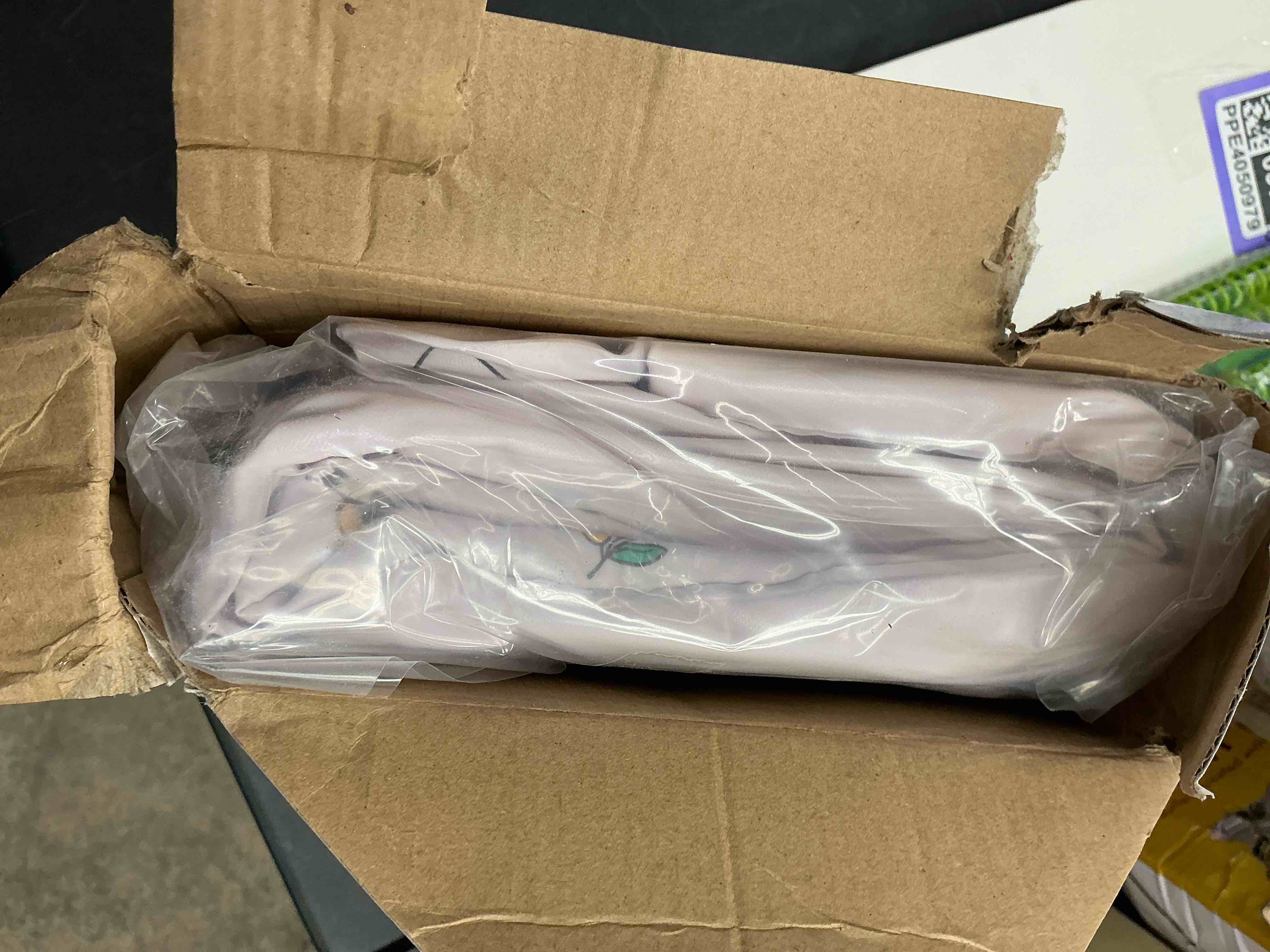 Condition photo showing New/Like New for Mink Inflatable Baby Bathtub with Built-in Air Pump, Newborn to Toddler Bath Tub,Portable Travel Shower Basin with Back Support, Deflates and Folds Easily (Olive Bath)