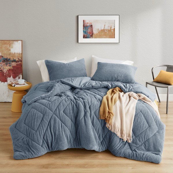 Comfort Spaces Queen Comforter Set Reversible Feather-Soft Plush Comforters for Queen Size Bed All Season Lightweight Shearling Fleece Sherpa Comforter Queen Size Bed Set, Full/Queen, Blue 3 Piece