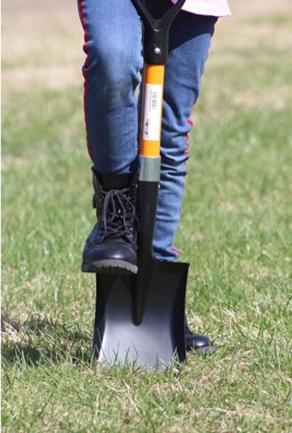 Ashmanonline Square Shovel 27 inches in Length. Orange Metal Mini Handle Square Shovel (1 Pack)