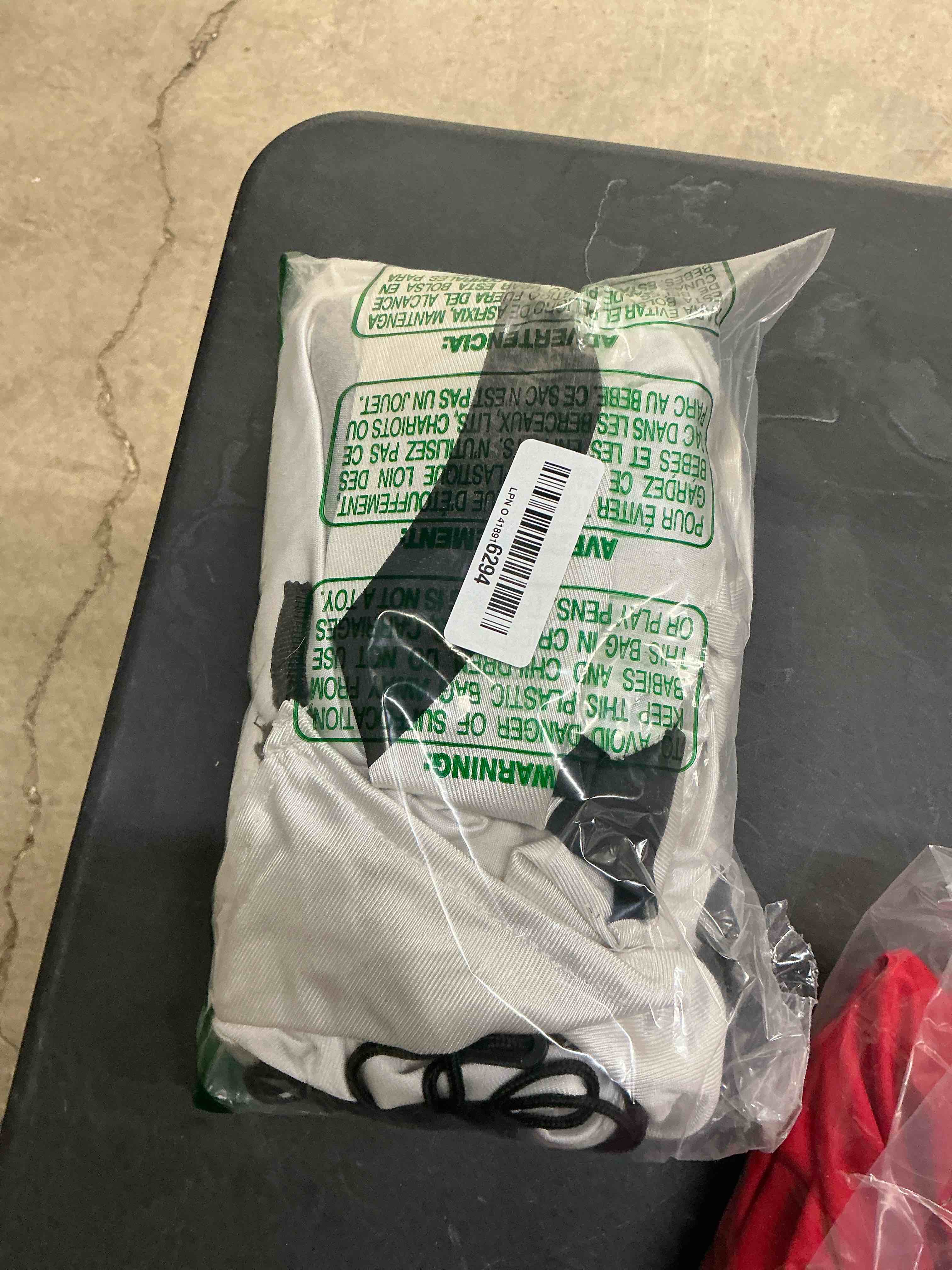 Condition photo showing Good Condition for Gagalileo Golf Target Cloth : Portable Easy Setup with S-Hooks & Ropes, All Golfers Training Accuracy for Backyard & Garage