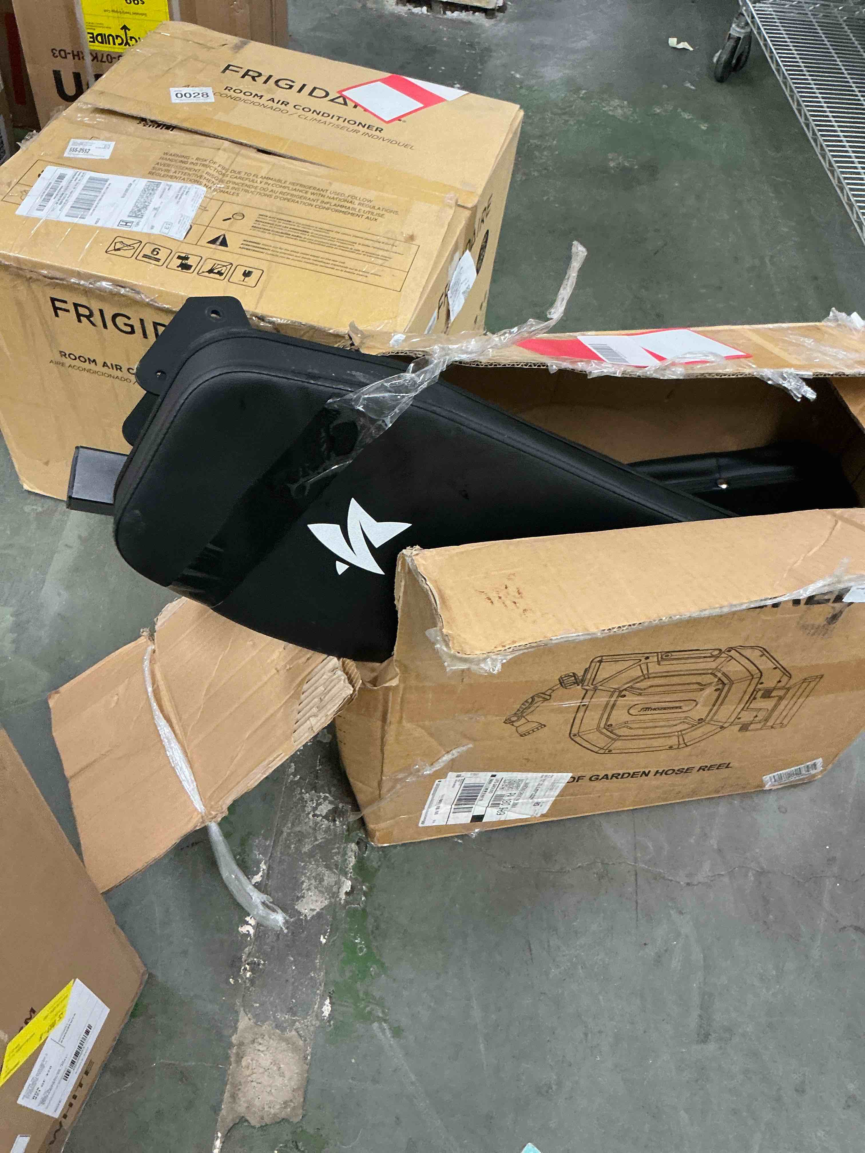 https://s3.amazonaws.com/lotting-images-prod/EmanualPiazza/PPE4054288_1789230741435.jpeg