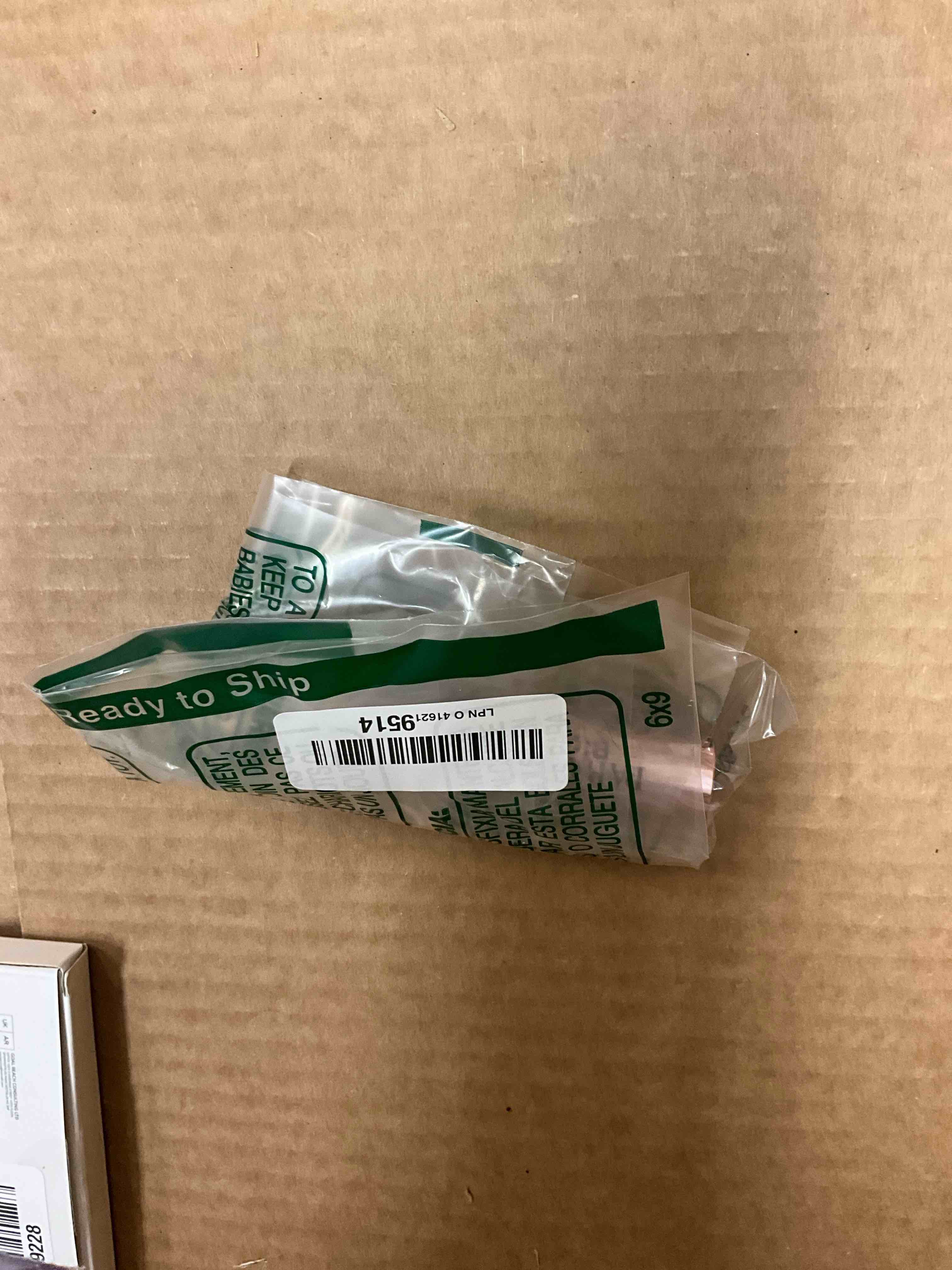 Condition photo showing Good Condition for L'Oreal Paris Paradise Big Deal Mascara, Volumizing and Lengthening Formula, Buildable, Clump Resistant, Washable Blackest Black Mascara, 0.33 Fl Oz Blackest Black 0.33 Fl Oz (Pack of 1)