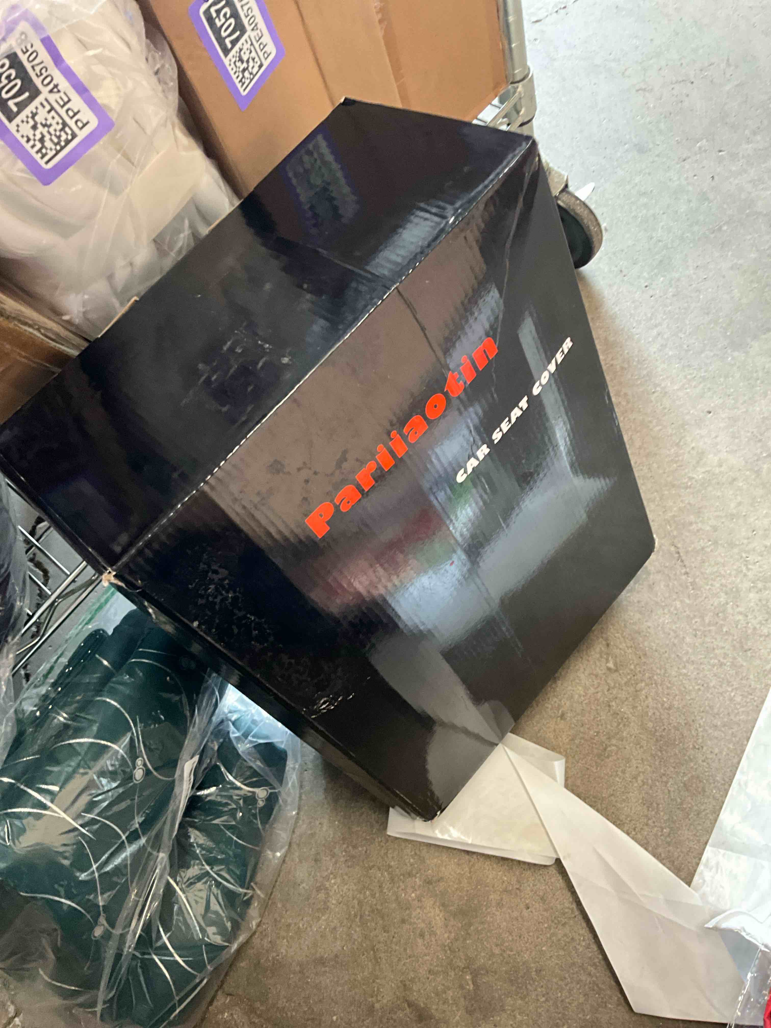 Condition photo showing Good Condition for 3D Air Mesh Car Seat Cover Full Sets Washable and Breathable Premium Cloth Automotive Vehicle Seat Covers for Cars Interior, Universal Fit for Most Cars, Sedan, Truck, SUV(Black) Black Full Set