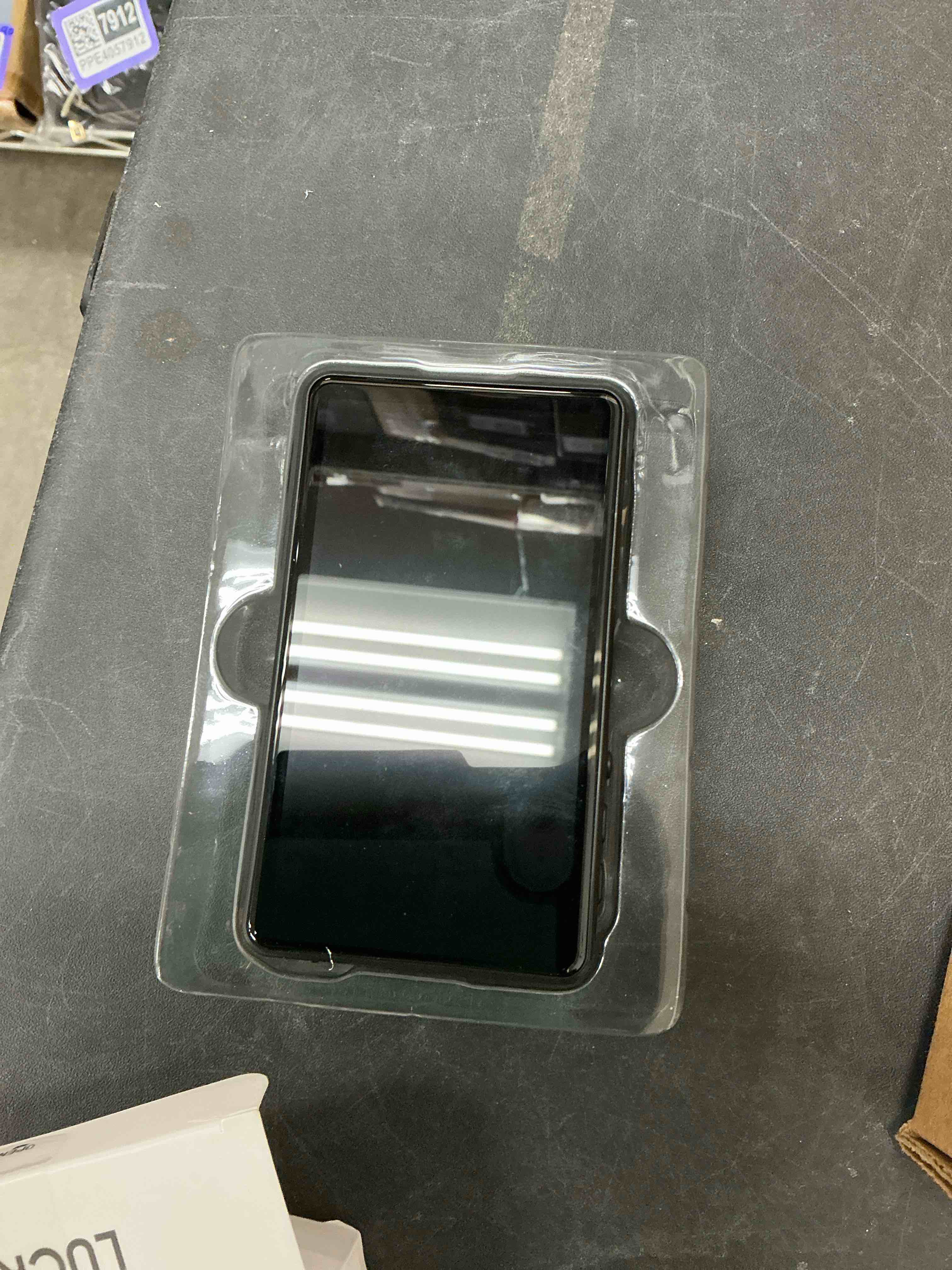 Condition photo showing Good Condition for Vlog Selfie Monitor Screen iPhone, 4K 60fps Recording, Wireless Screen Mirroring with Remote Control, Magnetic Fixation, 180° Rotation, 3 Levels of Brightness, Compatible with iPhone & Android Black