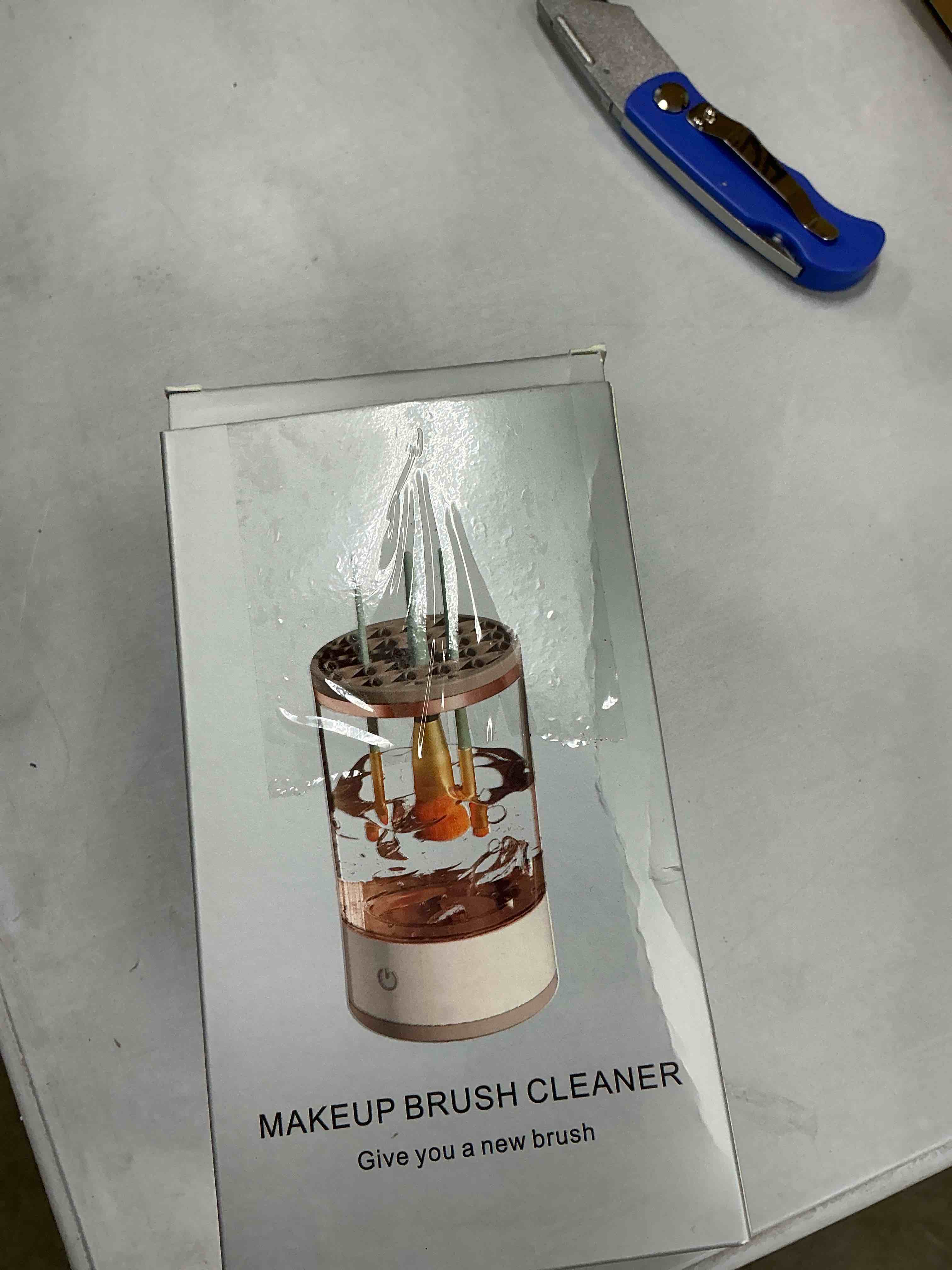 Condition photo showing Good Condition for Electric Makeup Brush Cleaner - Multi-Use Cosmetic Brush Cleaner, Automatic Spinning Makeup Brush Cleaner for All Size Makeup Brushes (transparent)