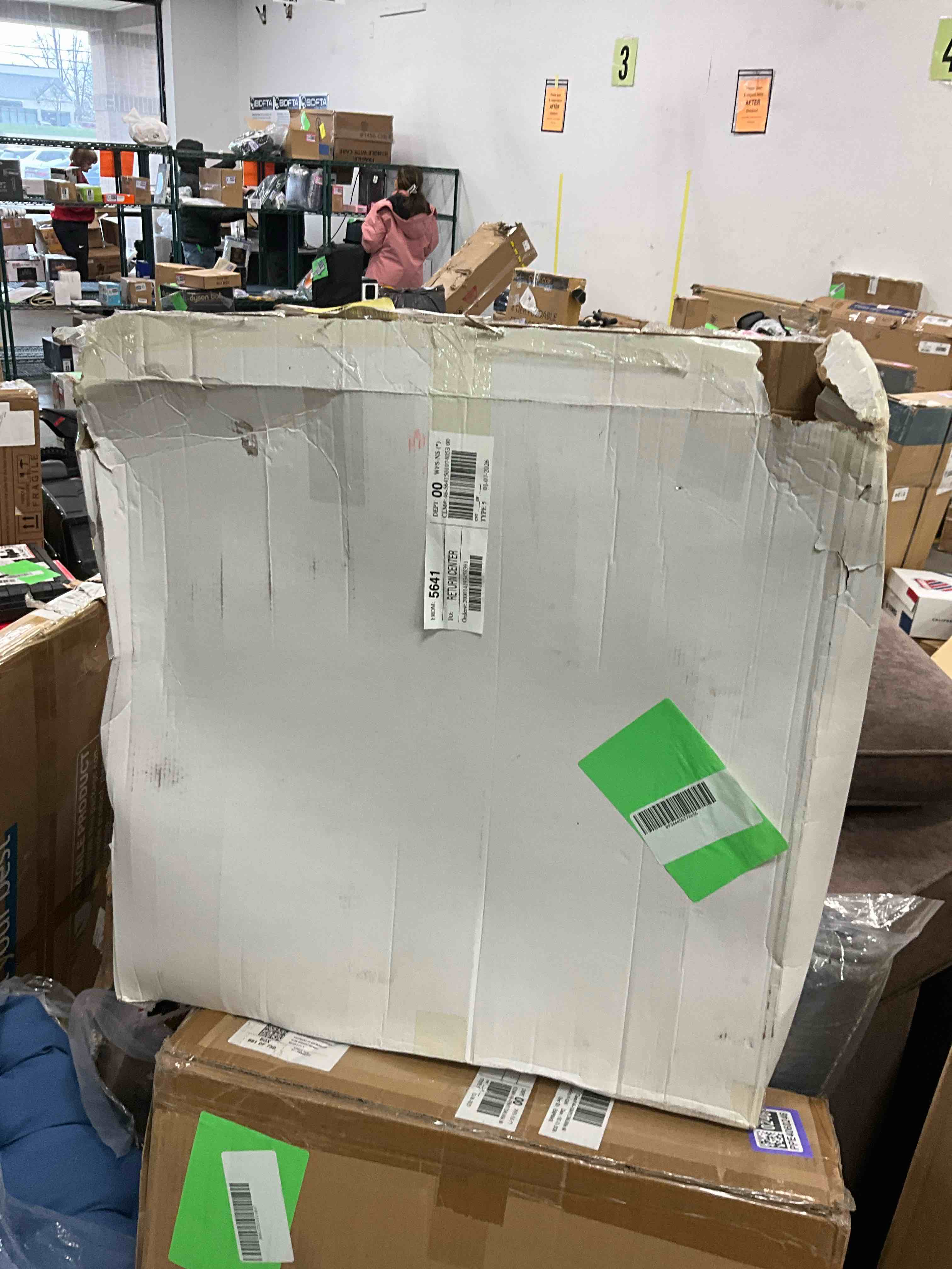 Condition photo showing Good Condition for 28in Snow Flocked Christmas Wreath, Pre-Lit Artificial  Frosty Christmas wreath with Crestwood Spruce, Decorated with Pine Cones, Berry Clusters, Frosted Branches