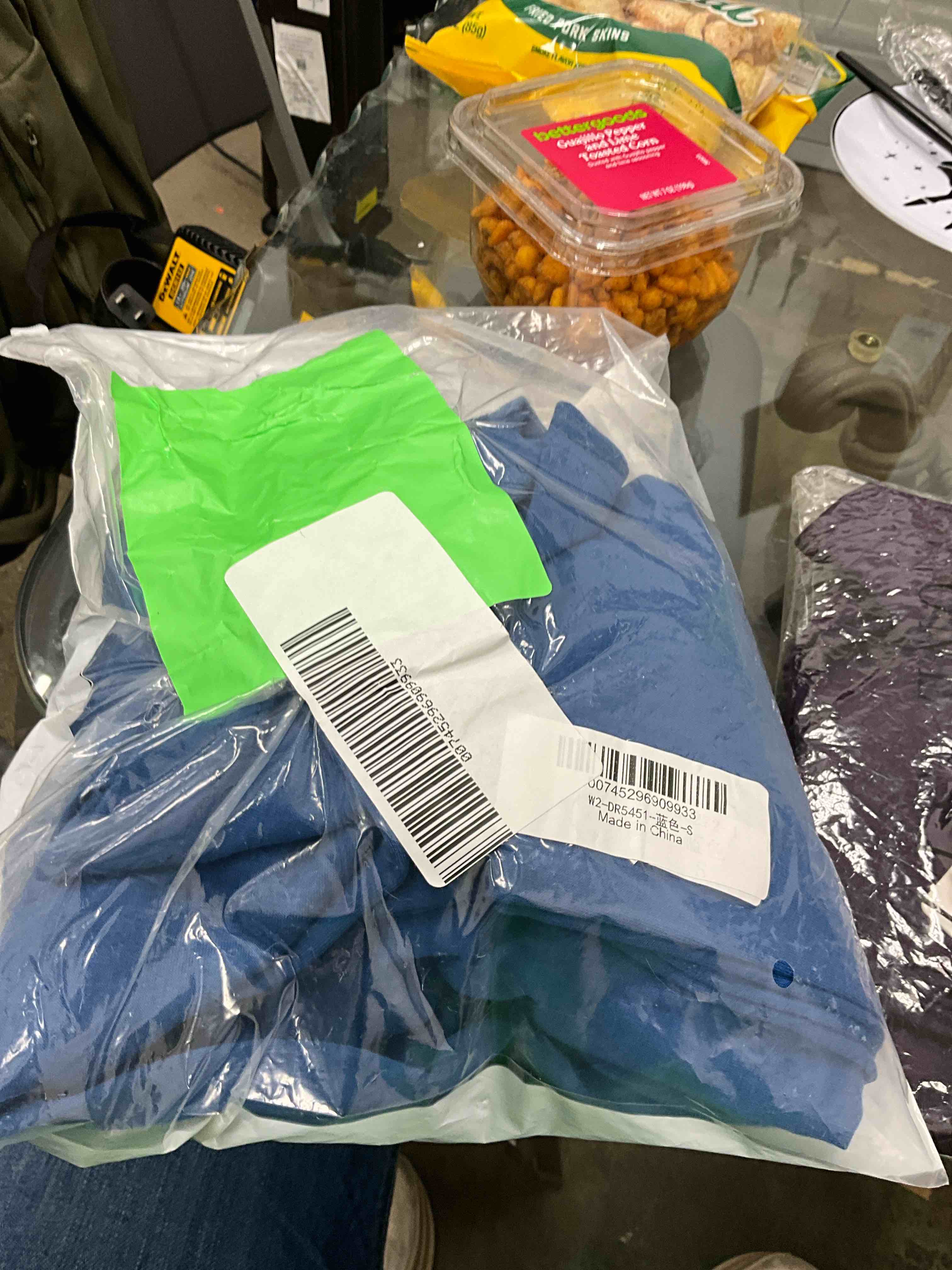 Condition photo showing Good Condition for TEMOFON Pants for Women Low rise Sweatpants Wide Leg Sweatpants Womens Clothes Drawstring Elastic Low Waist Pants with Pockets