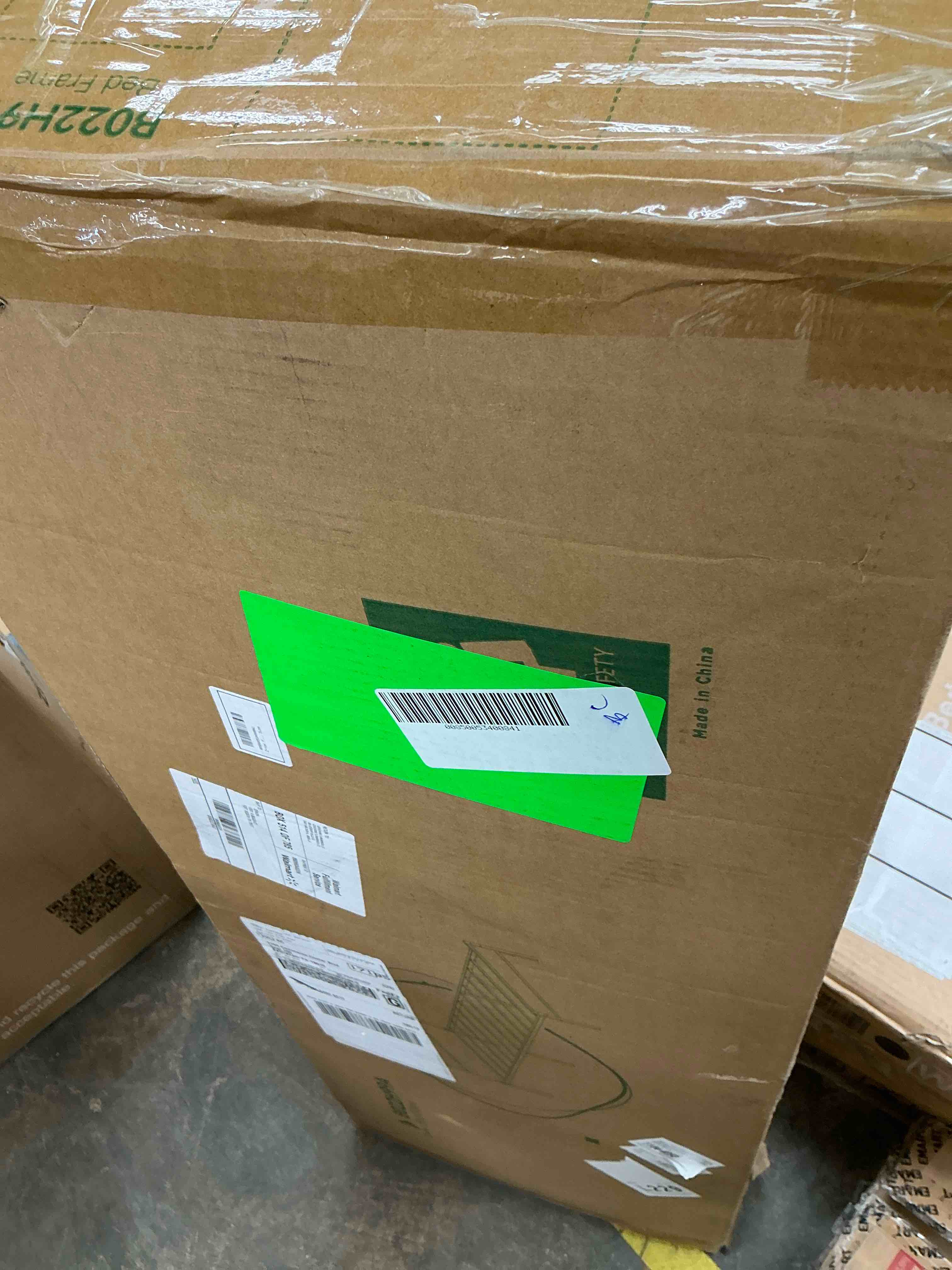 Condition photo showing New/Like New for z-hom twin size metal platform bed frame with wooden headboard and footboard,black