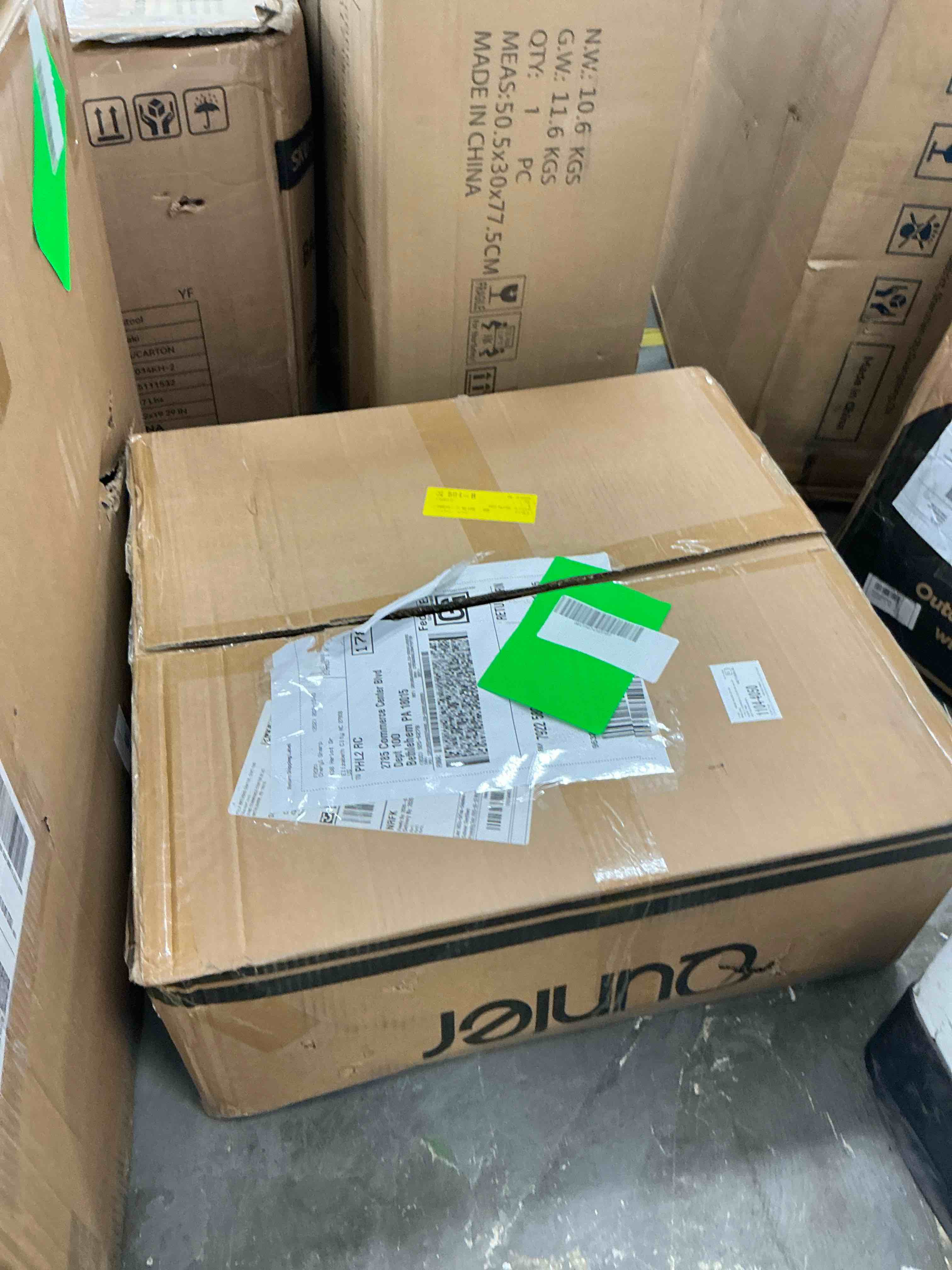 Condition photo showing Good Condition for qunler 560lbs large collapsible folding wagon with oversized tank wheels, heavy duty big bucket utility garden cart with side pocket for sports, shopping, camping, kids, black