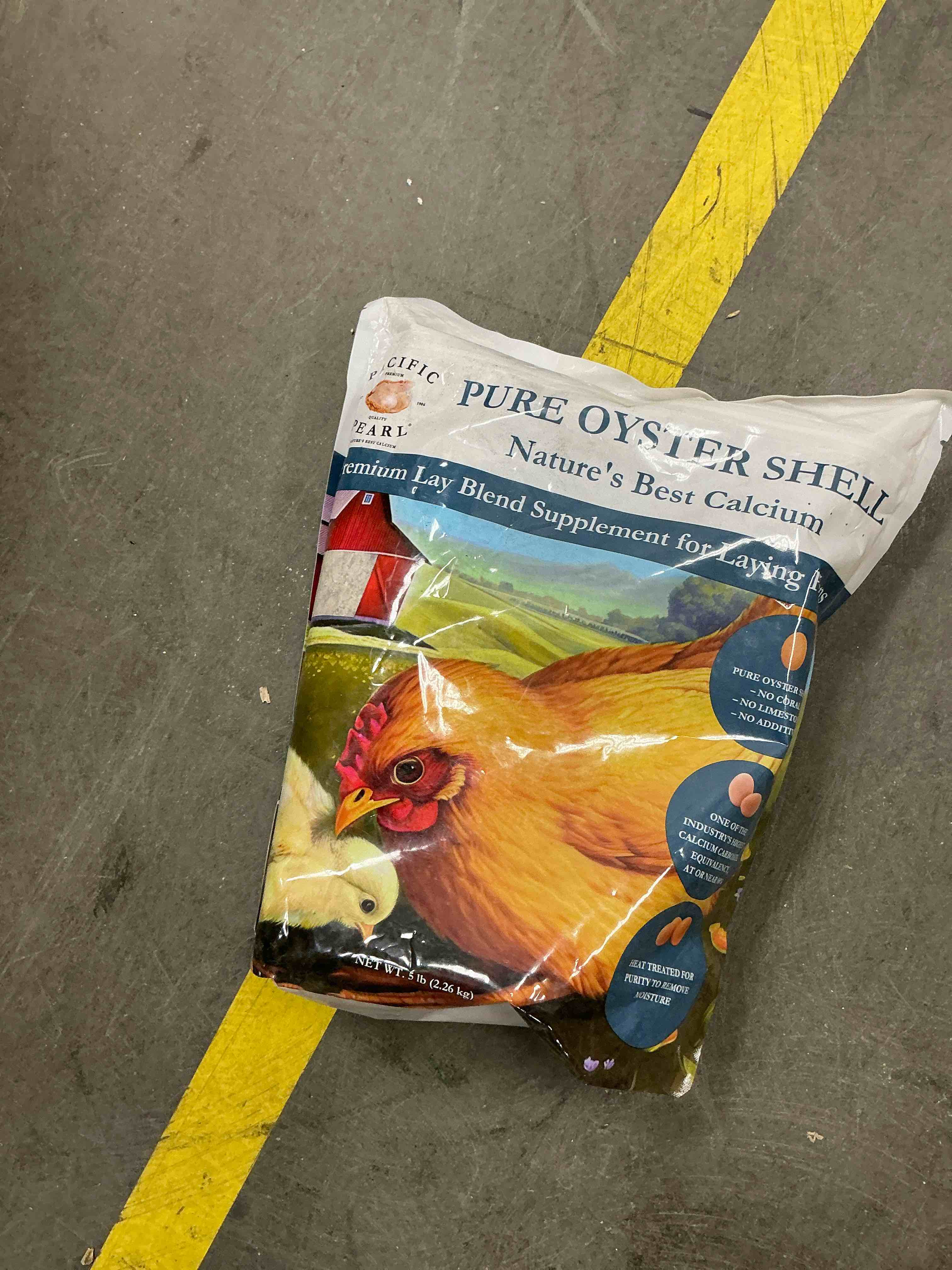 Condition photo showing New/Like New for pacific pearl® oyster shell calcium supplement for chickens, crushed, 5 lb