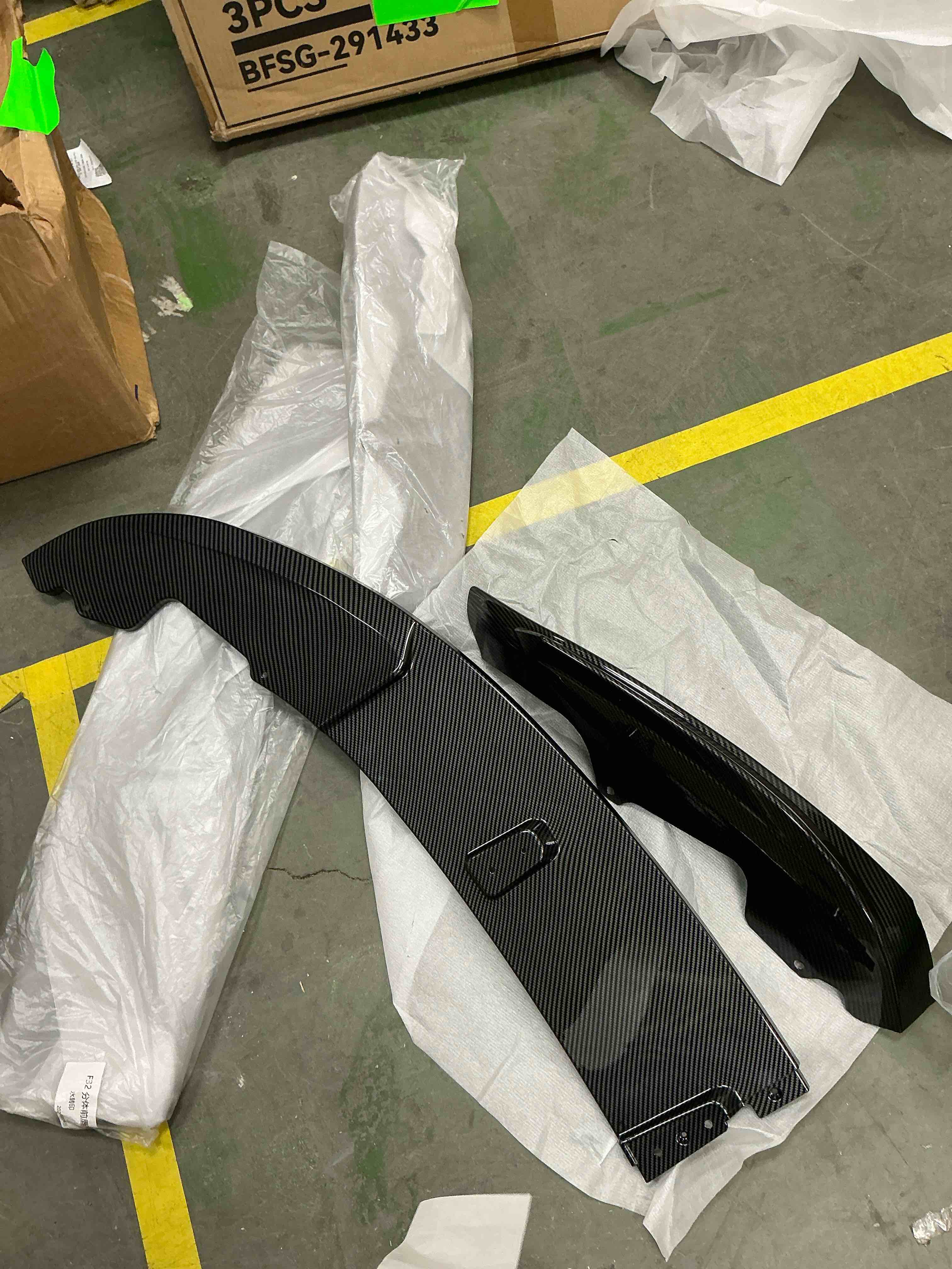 Condition photo showing Good Condition for front bumper lip spoiler splitter carbon