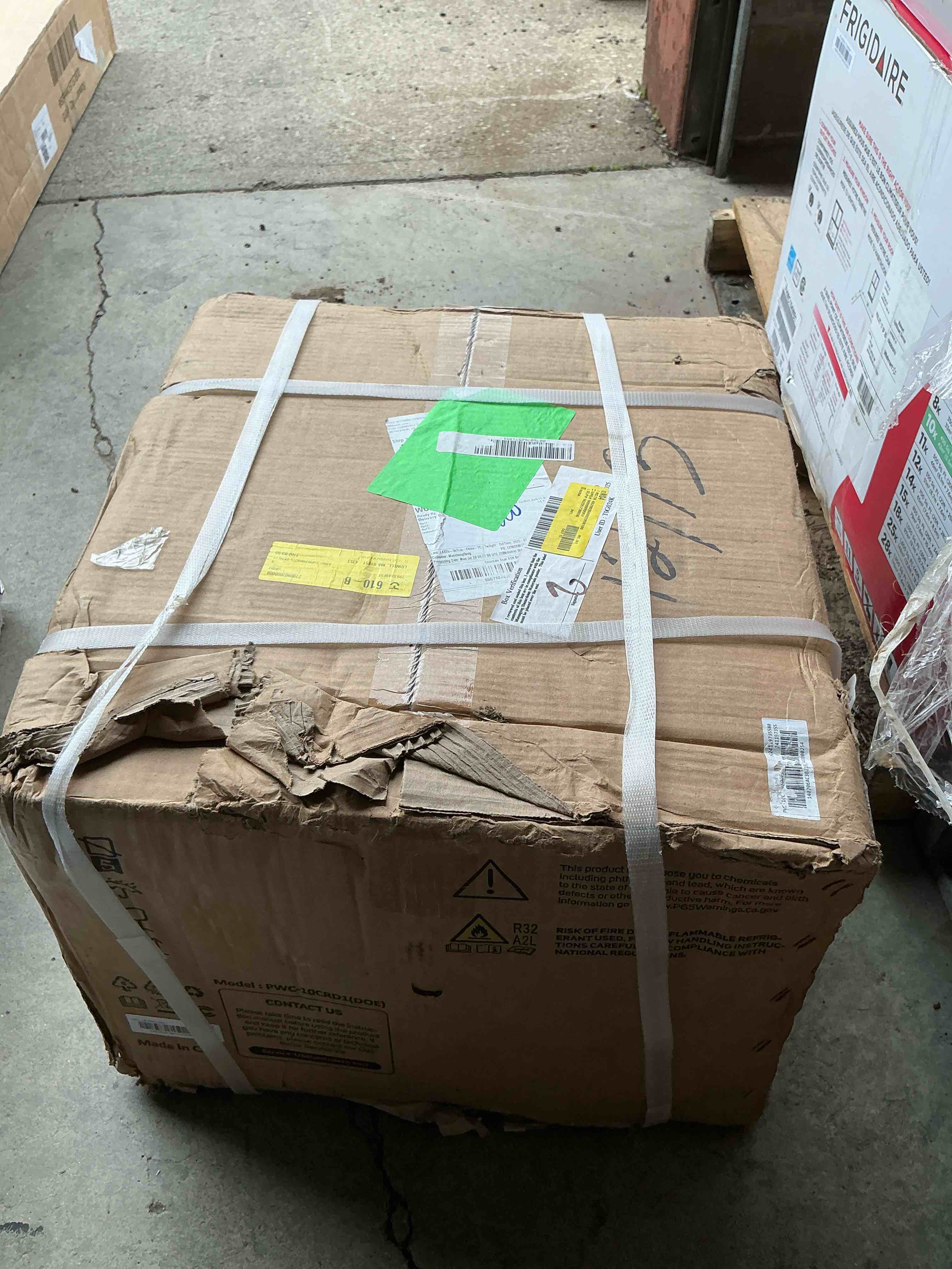 Condition photo showing New/Like New for philodeco 10000 btu window air conditioner 450 sq ft. intelligent ac, led display screen, with remote control, can be used as a dehumidifier/fan, operates quietly, energy-saving. timer • sleep and ec