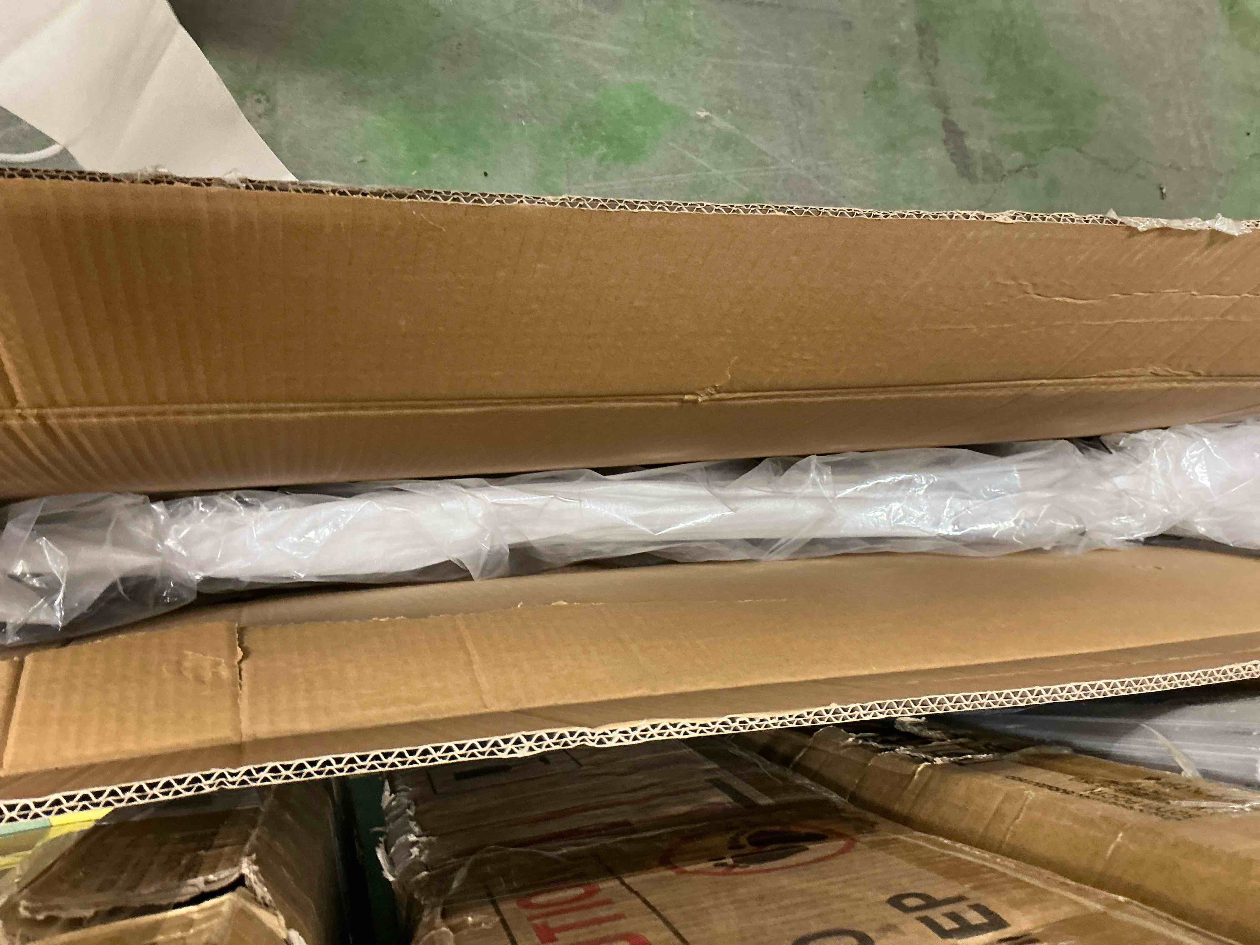 https://s3.amazonaws.com/lotting-images-prod/EmanualPiazza/PPE4061795_1776105944047.jpeg
