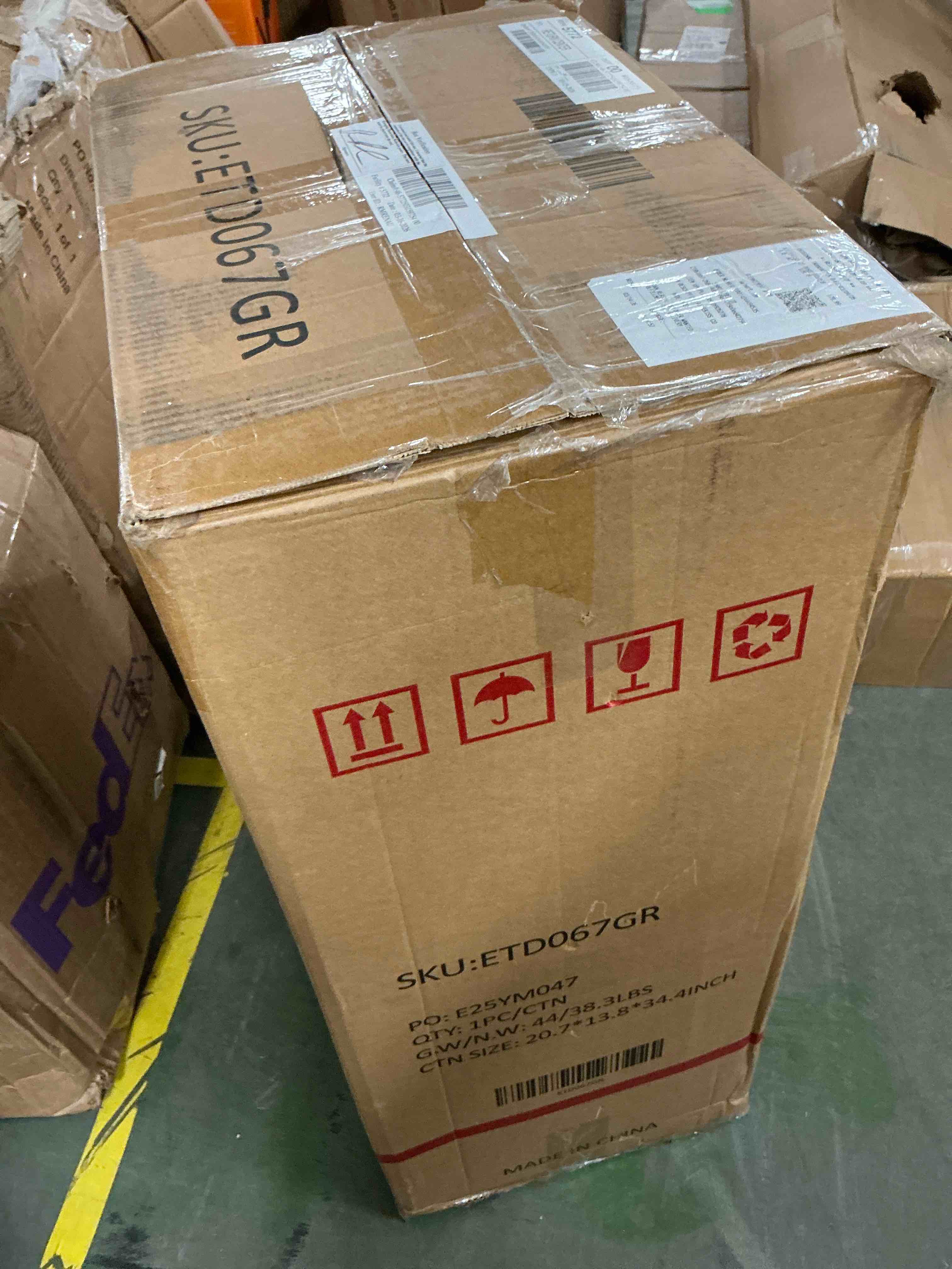 https://s3.amazonaws.com/lotting-images-prod/EmanualPiazza/PPE4061805_1776104231457.jpeg