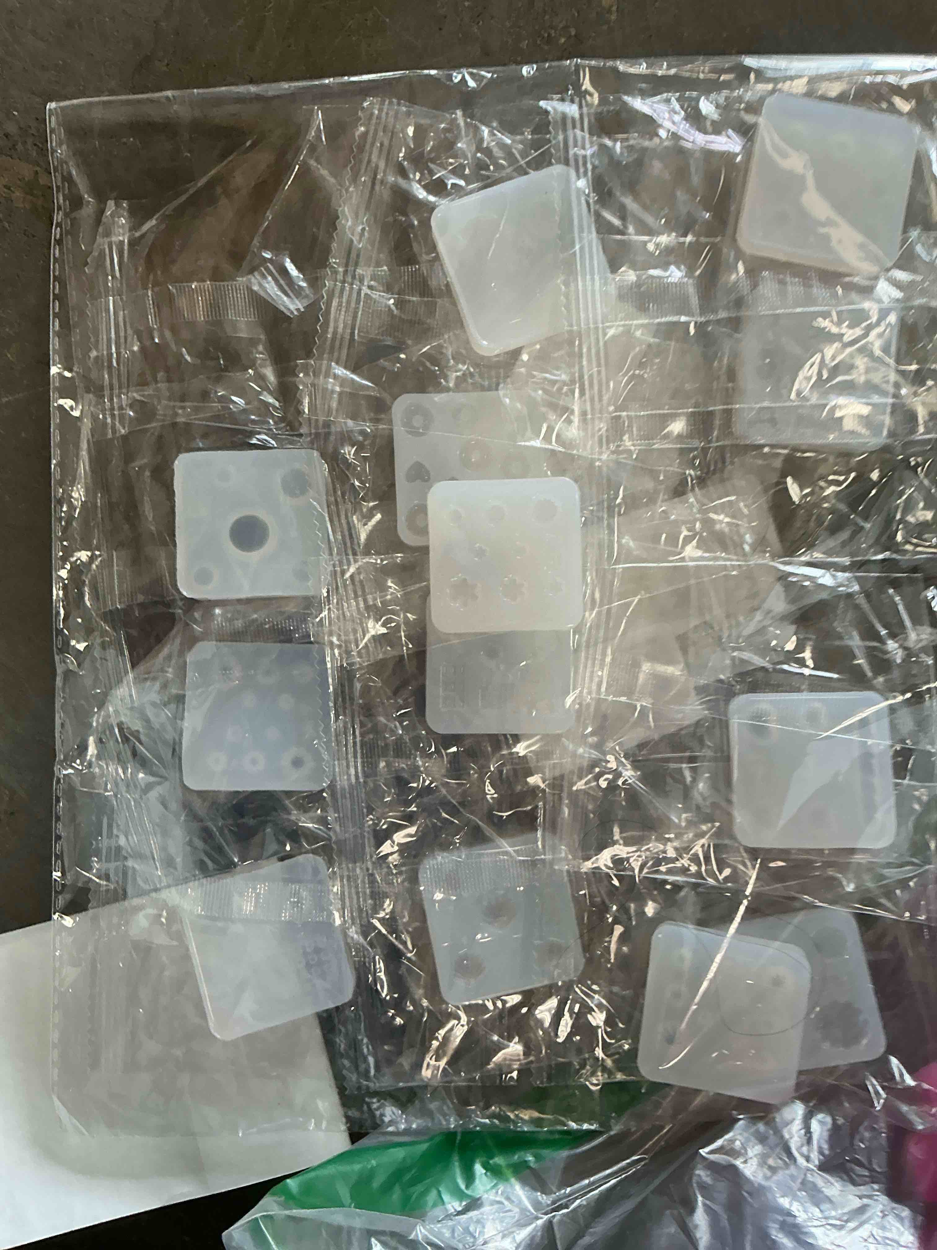Condition photo showing Good Condition for isuperb 13 pcs resin mold mini cute silicone molds epoxy resin casting diy chocolate, sugar, dessert (13 pcs)
