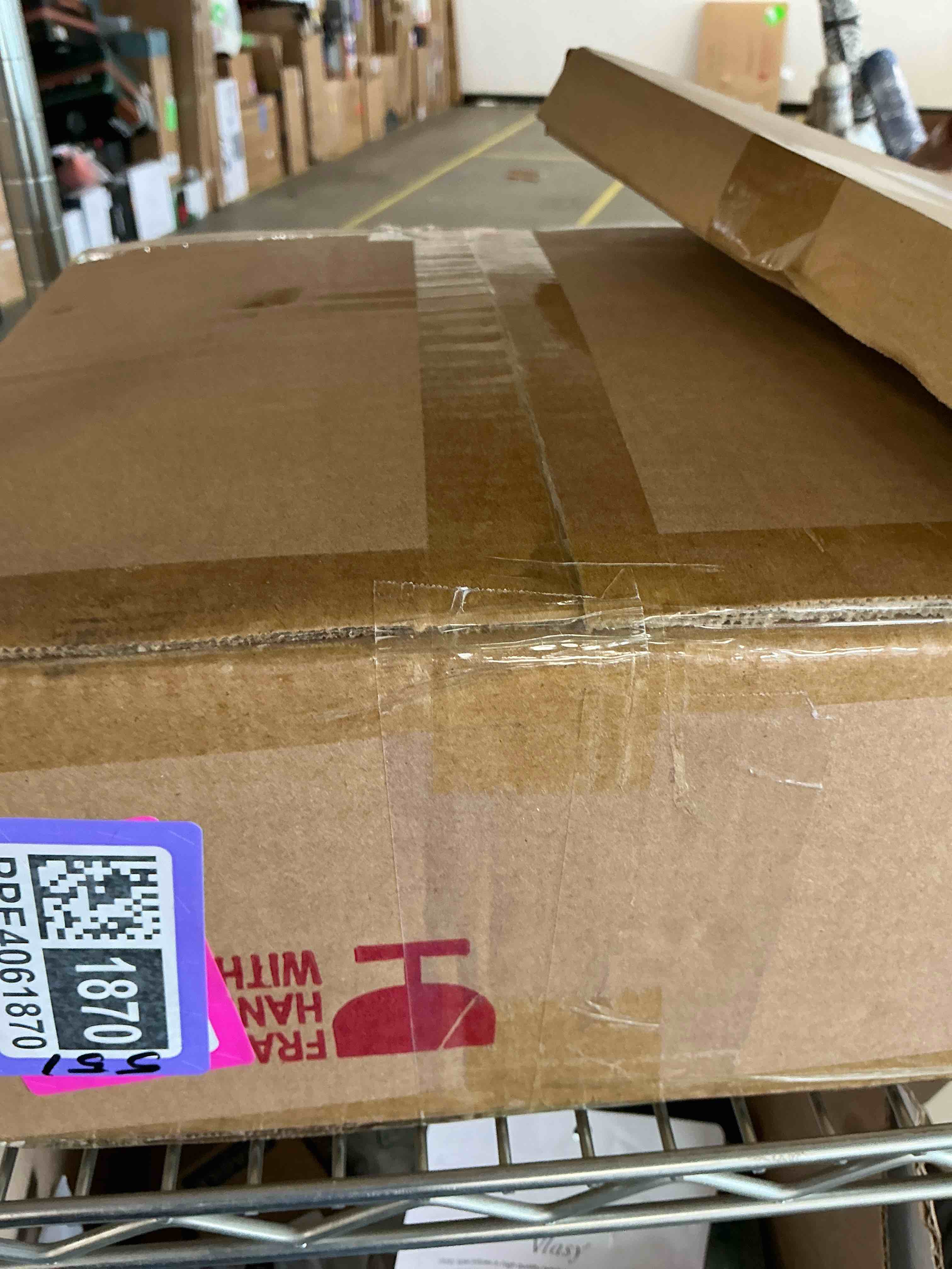 Condition photo showing New/Like New for lehaha pink dishes dinnerware sets, 12 piece kitchen plates and bowls dinnerware sets, lightweight, bpa free dishes for girls, valentine's day, mother's day.