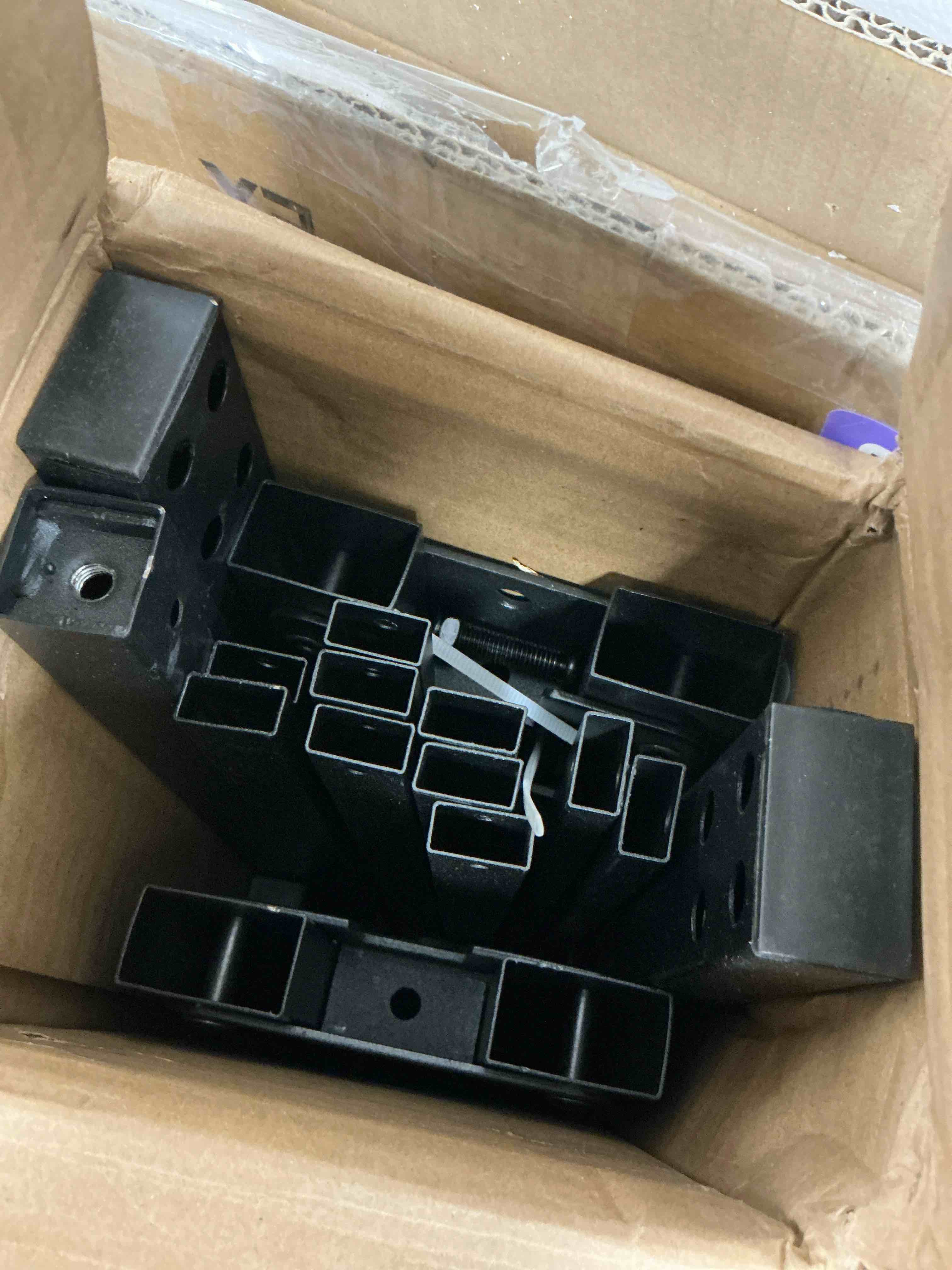 Condition photo showing Good Condition for amazon basics metal bed frame, non-foldable platform bed, easy assembly, twin, 39w x 75l x 14h in, black twin 14 inch ( non - foldable)