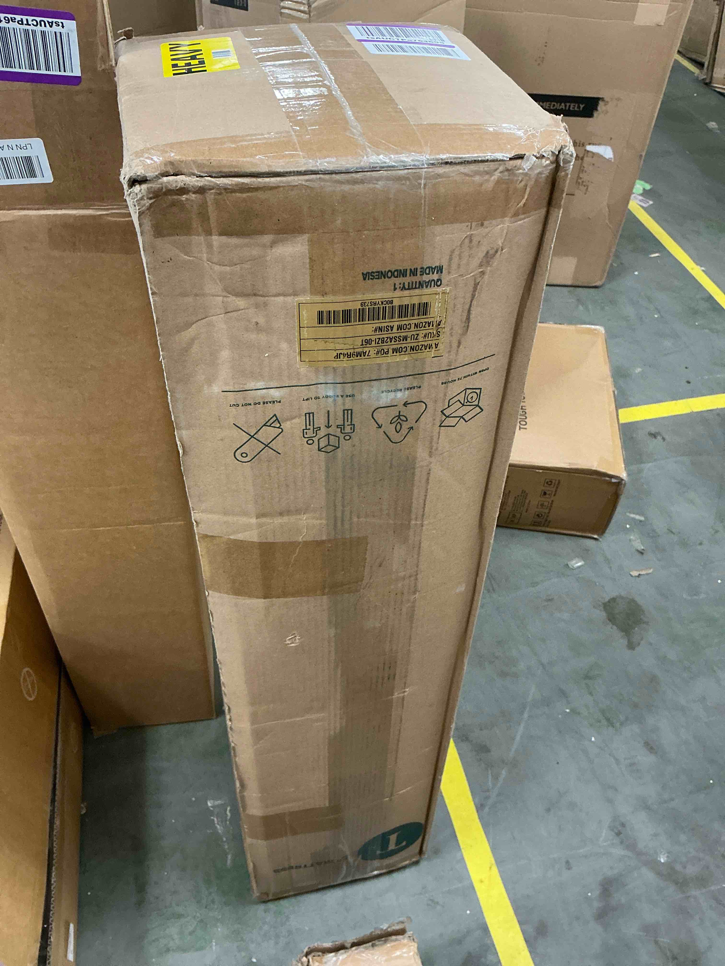Condition photo showing New/Like New for zinus 6 inch foam and spring hybrid mattress [new version], twin, medium firmness, durable support, certified safe foams & fabric, mattress in a box, white white twin 6" new small box