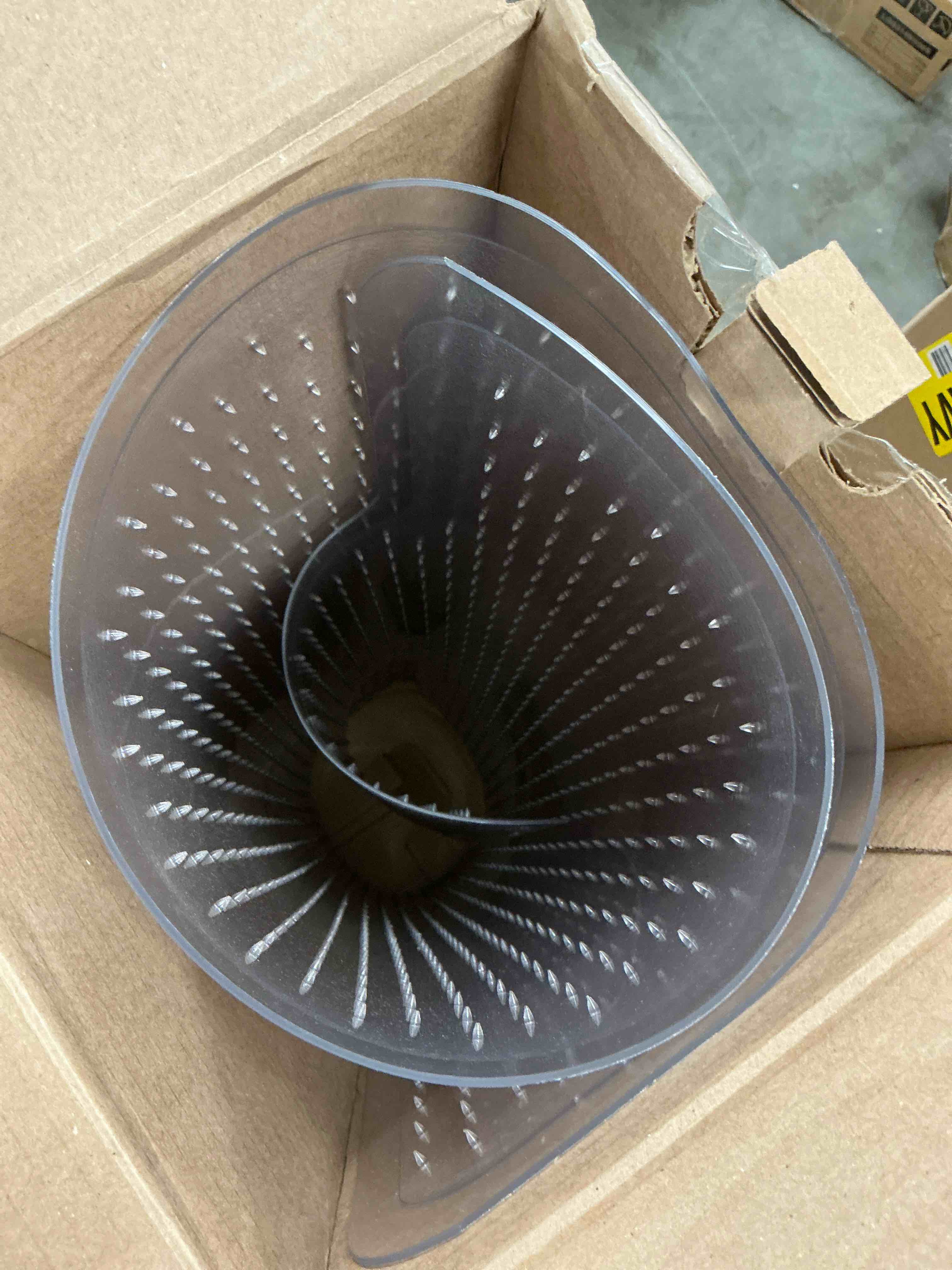 Condition photo showing Good Condition for amazon basics office chair mat for low pile carpeted floors with lip, 36" x 48", clear 36” x 48” with lip