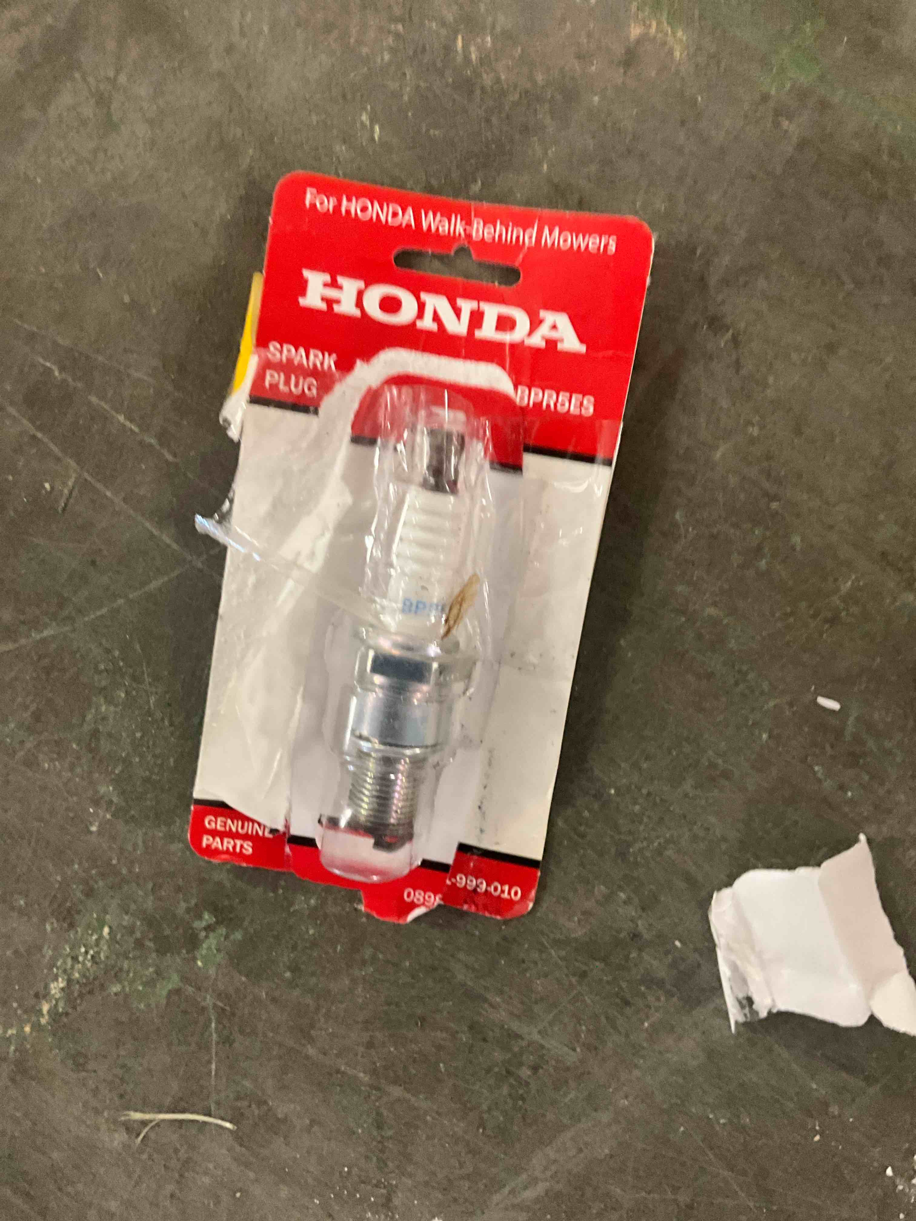 Condition photo showing Good Condition for honda 4-cycle engine spark plug fits honda