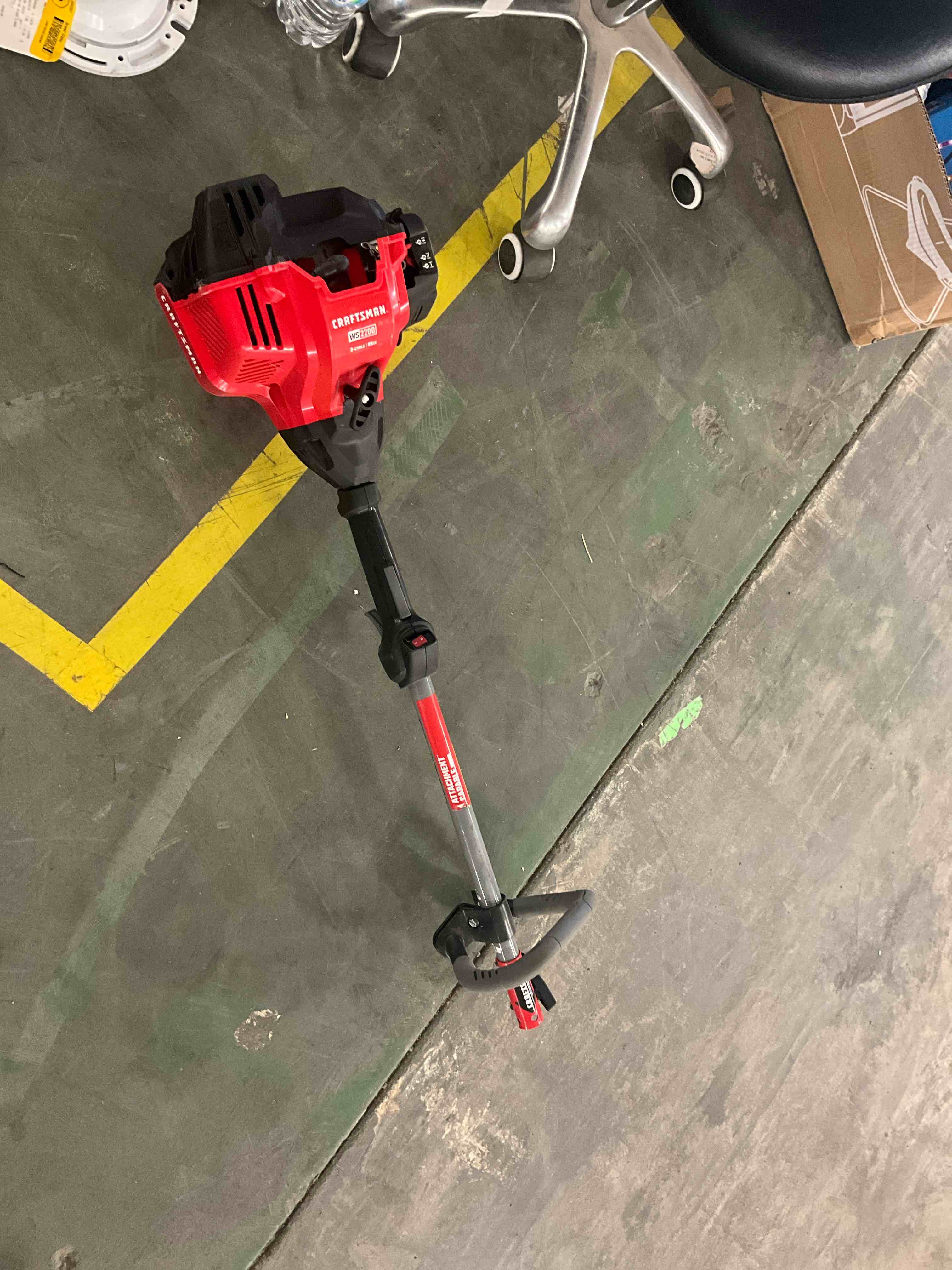 Condition photo showing Good Condition for craftsman ws2200 25-cc 2-cycle 17-in straight shaft attachment capable-missing attachment