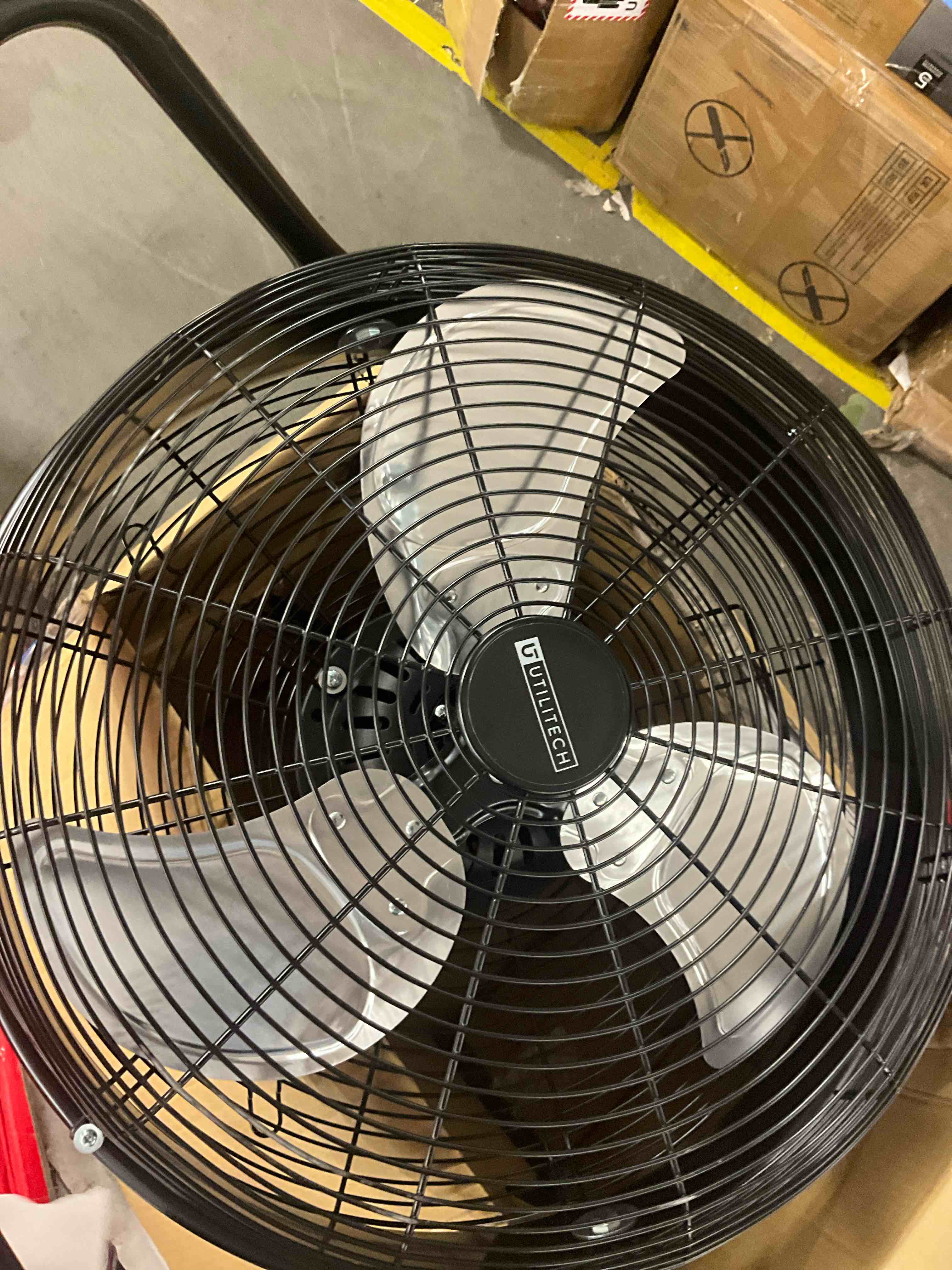 Condition photo showing As Is for utilitech pro 18-in 3-speed oscillation high velocity fan