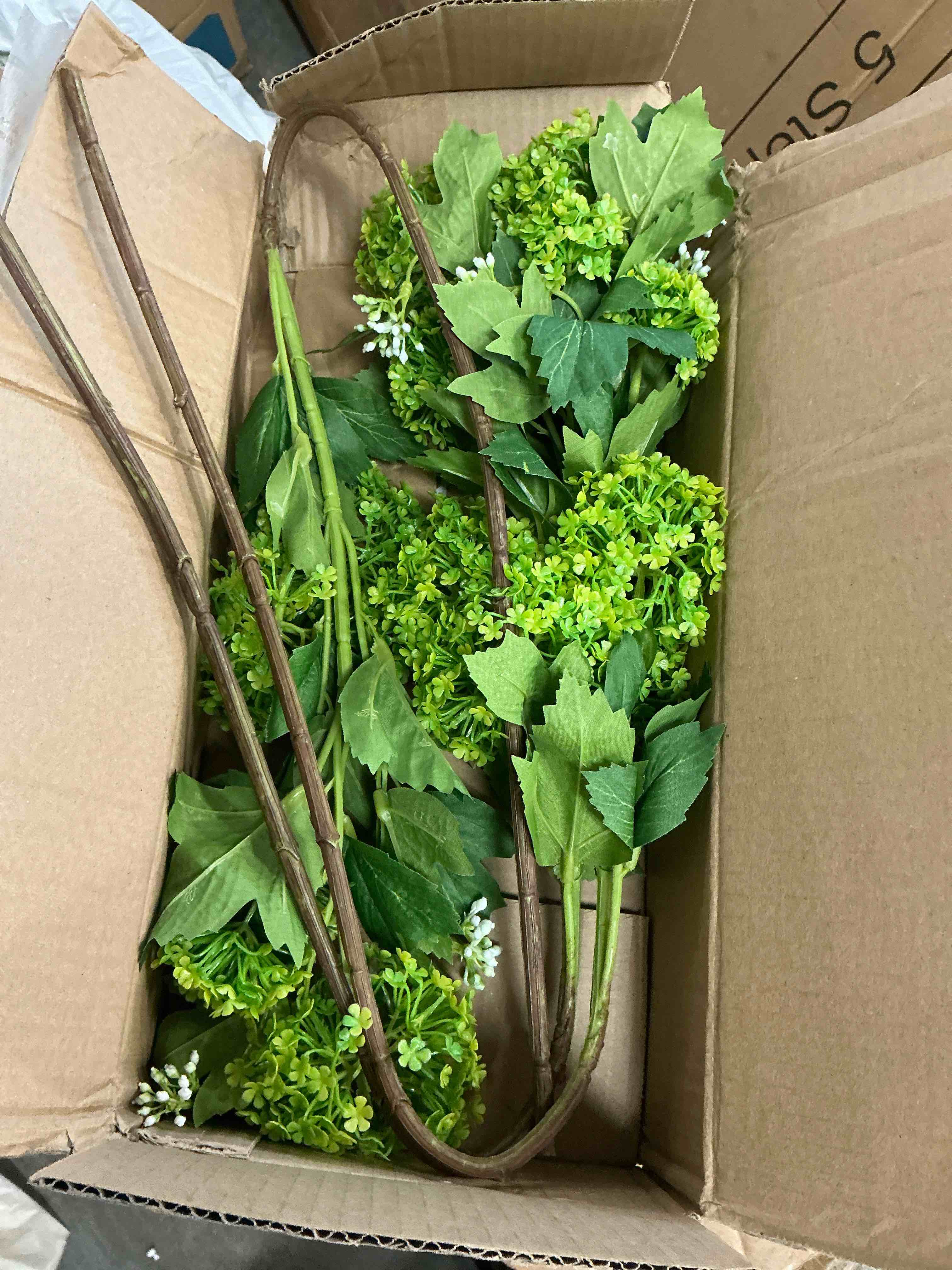 Condition photo showing Good Condition for 3 pcs artificial hydrangea 31  faux hydrangea with 5 flower heads fake hydrangeas for indoor outdoor wedding table centerpieces decor   green