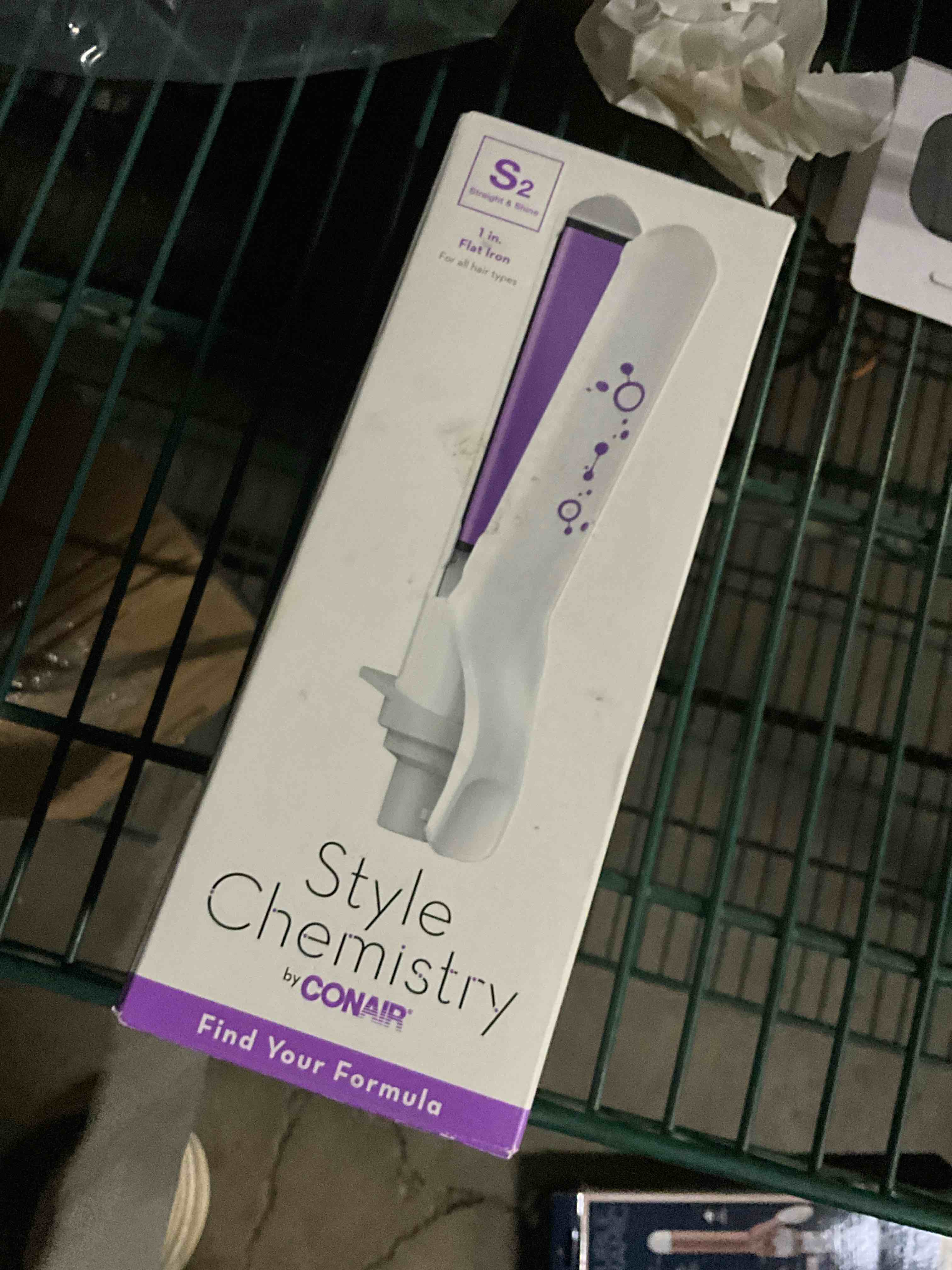 Condition photo showing Good Condition for conair style chemistry flat iron attachment for use with style chemistry starter kit power handle - 1