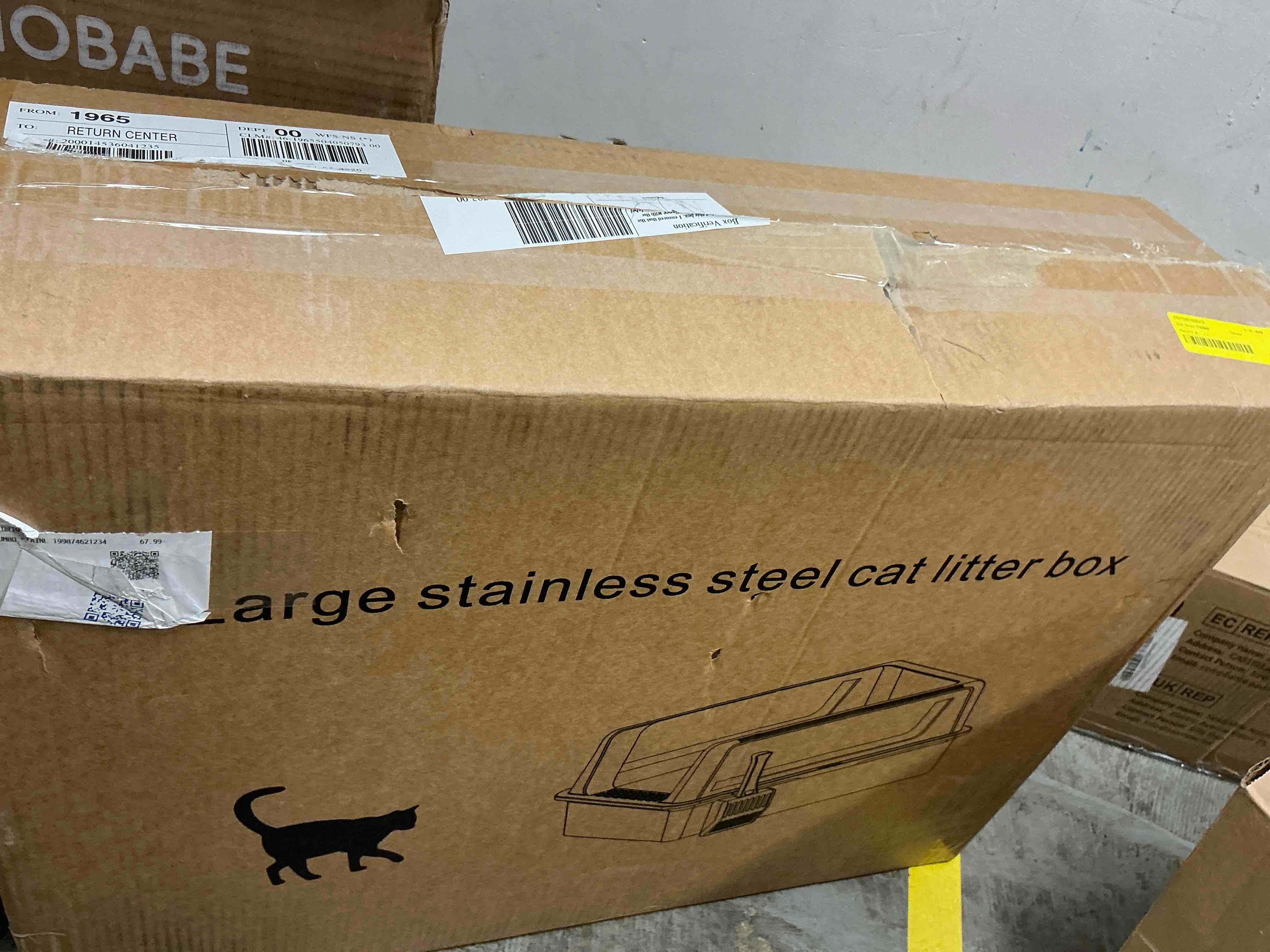 Condition photo showing New/Like New for jumbo stainless steel litter box high sided metal cat litter box for large cats & multiple cats odor control anti-leak & easy clean black