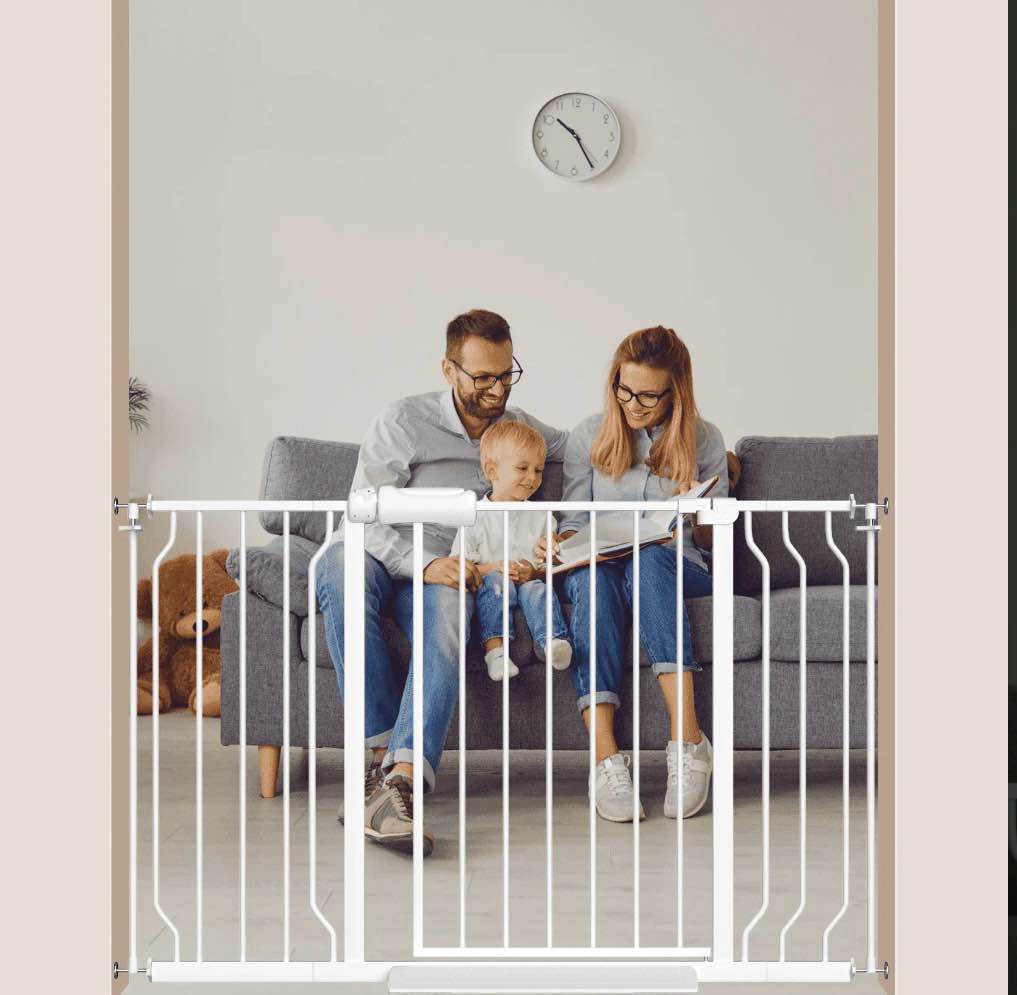 furdear 28.9-47.9" extra wide baby safety gate walk thru white metal gate