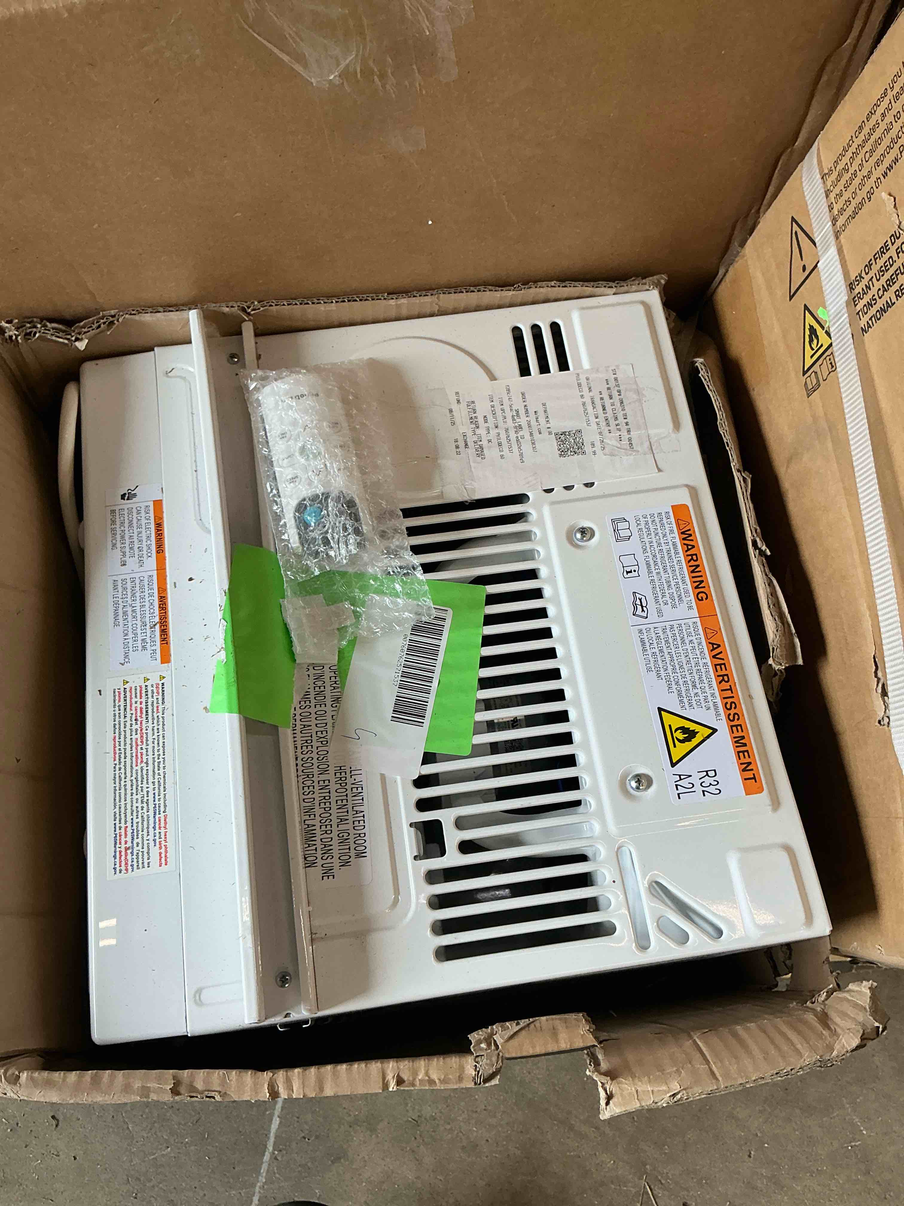 Condition photo showing Good Condition for philodeco 6000 btu window air conditioner cool to 250 sq ft intelligent, led,remote control, easy to clean filter screen, can be used as a dehumidifier/fan, operates quietly, and is energy-saving