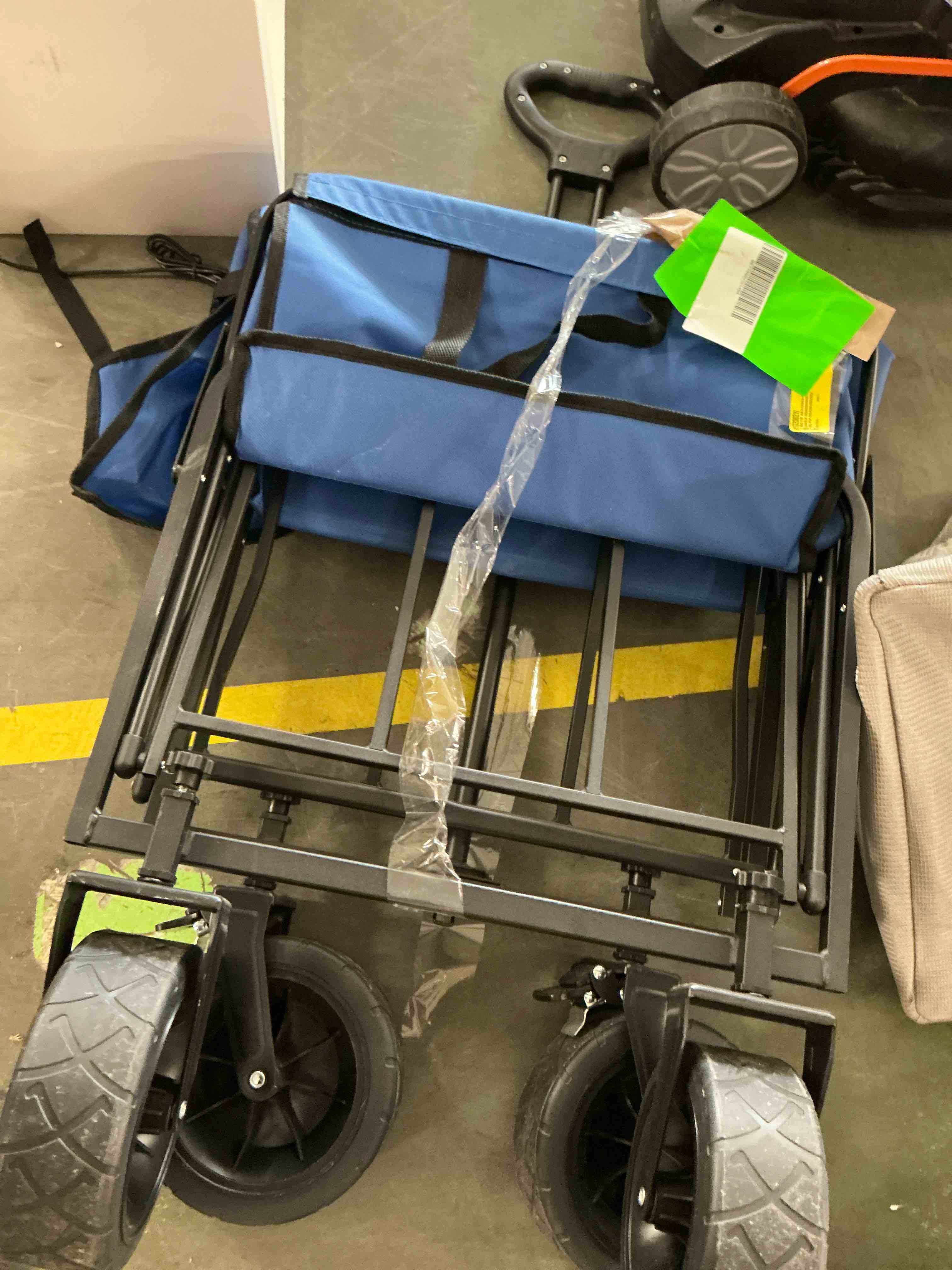 Condition photo showing Good Condition for qunler 560lbs large collapsible wagon cart, foldable heavy duty big bucket cart wagon with side storage, multi-terrain wheels with brakes for shopping, camping, garden, grocery, blue