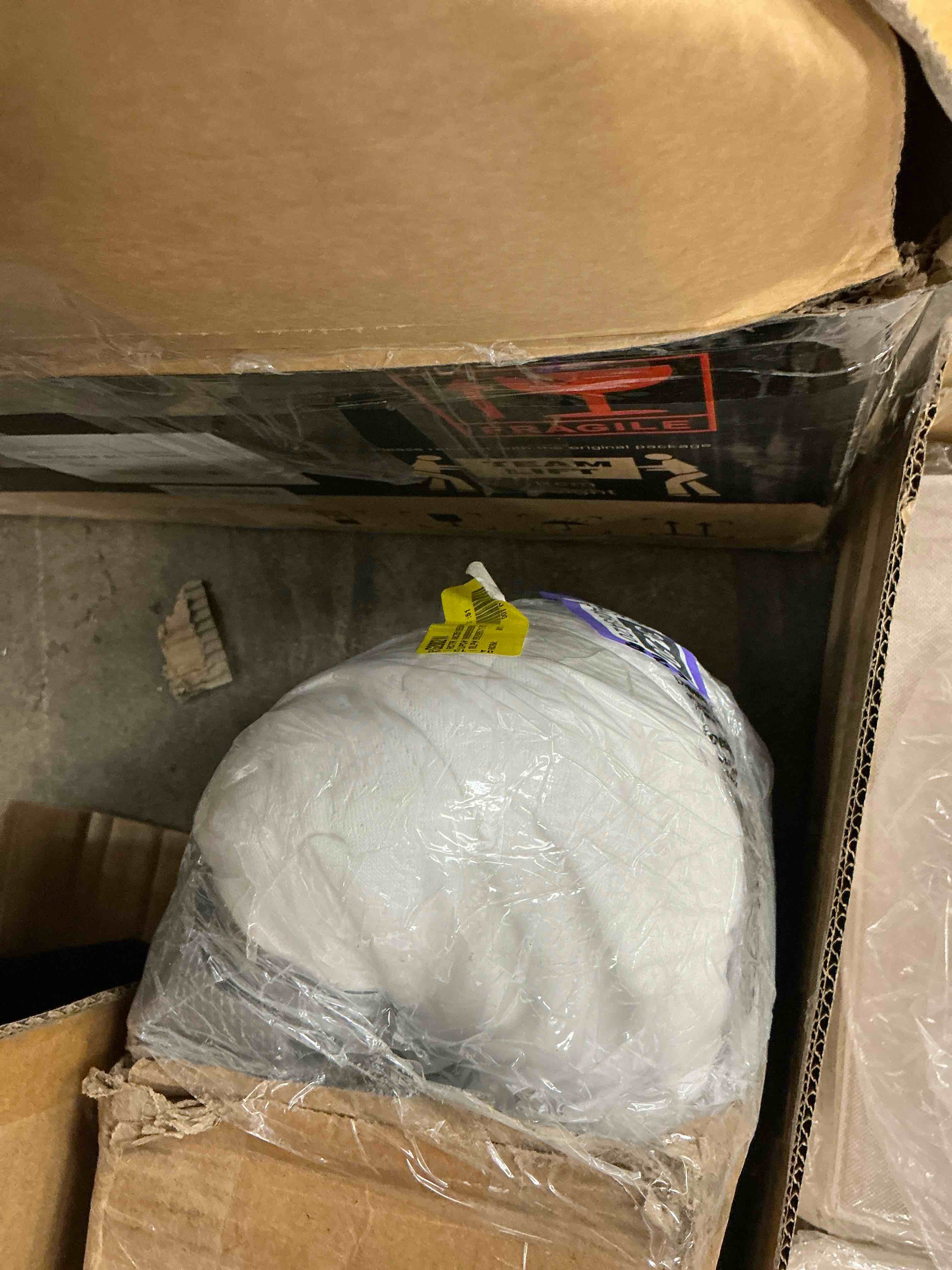 Condition photo showing Good Condition for qftime 5" metal queen box spring, mattress foundation, heavy-duty, easy assembly