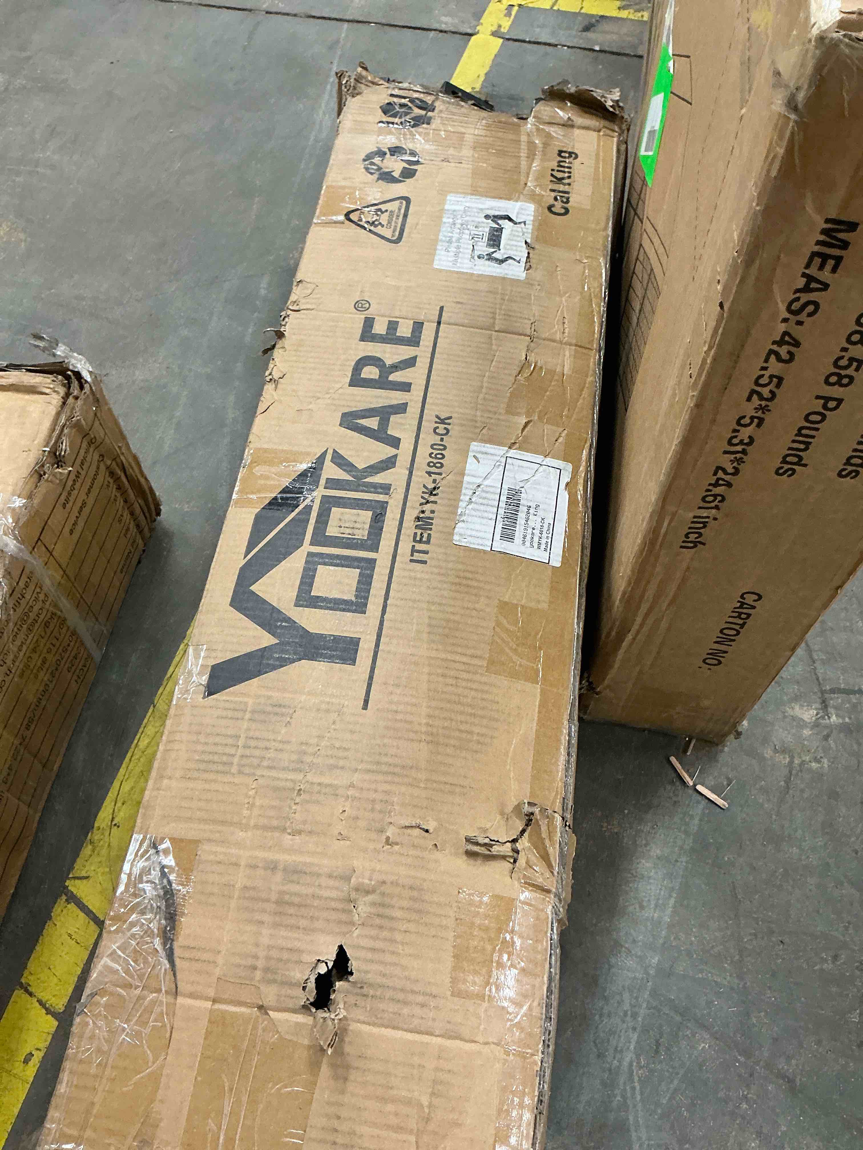 Condition photo showing New/Like New for yookare 18"  heavy duty platform metal bed frame, california king