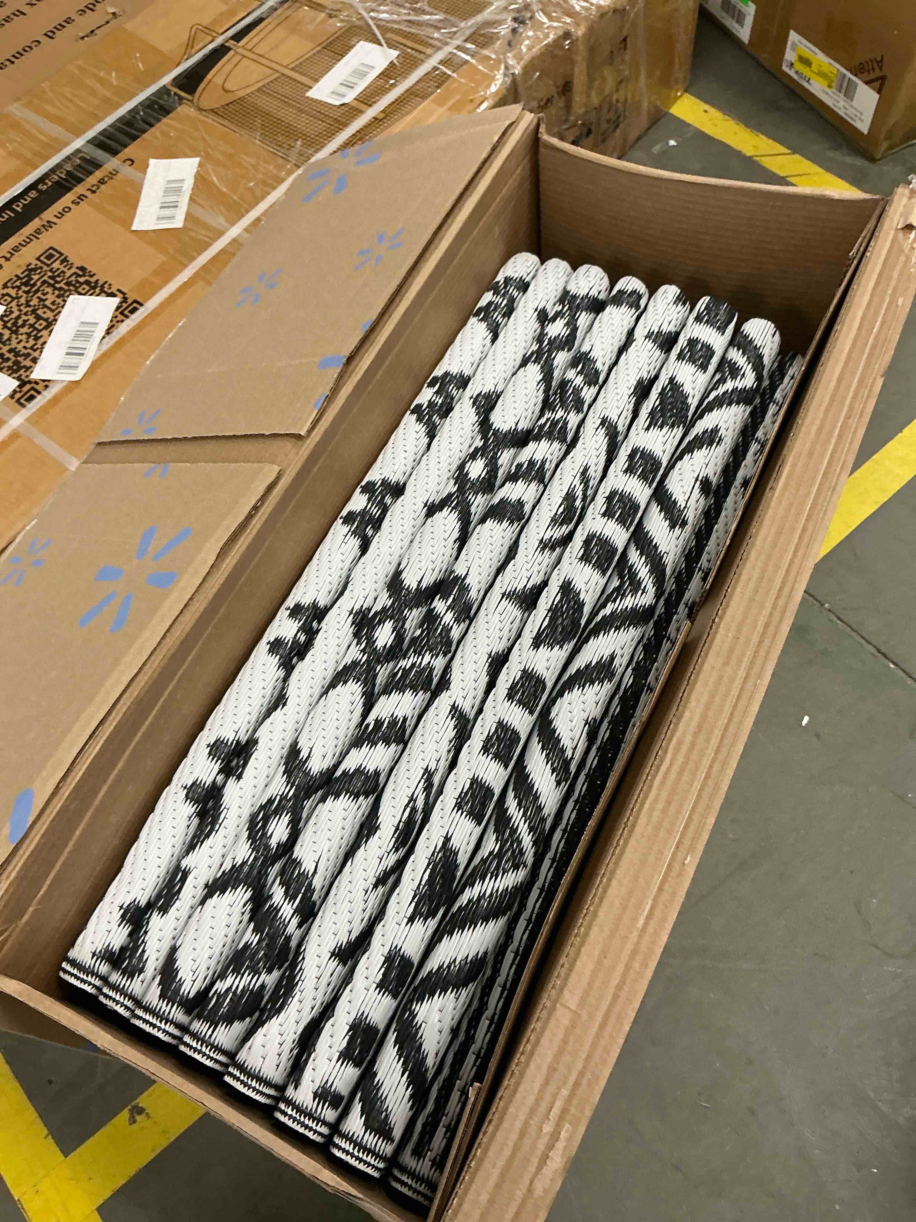 https://s3.amazonaws.com/lotting-images-prod/EmanualPiazza/PPE4064023_1778268788799.jpeg