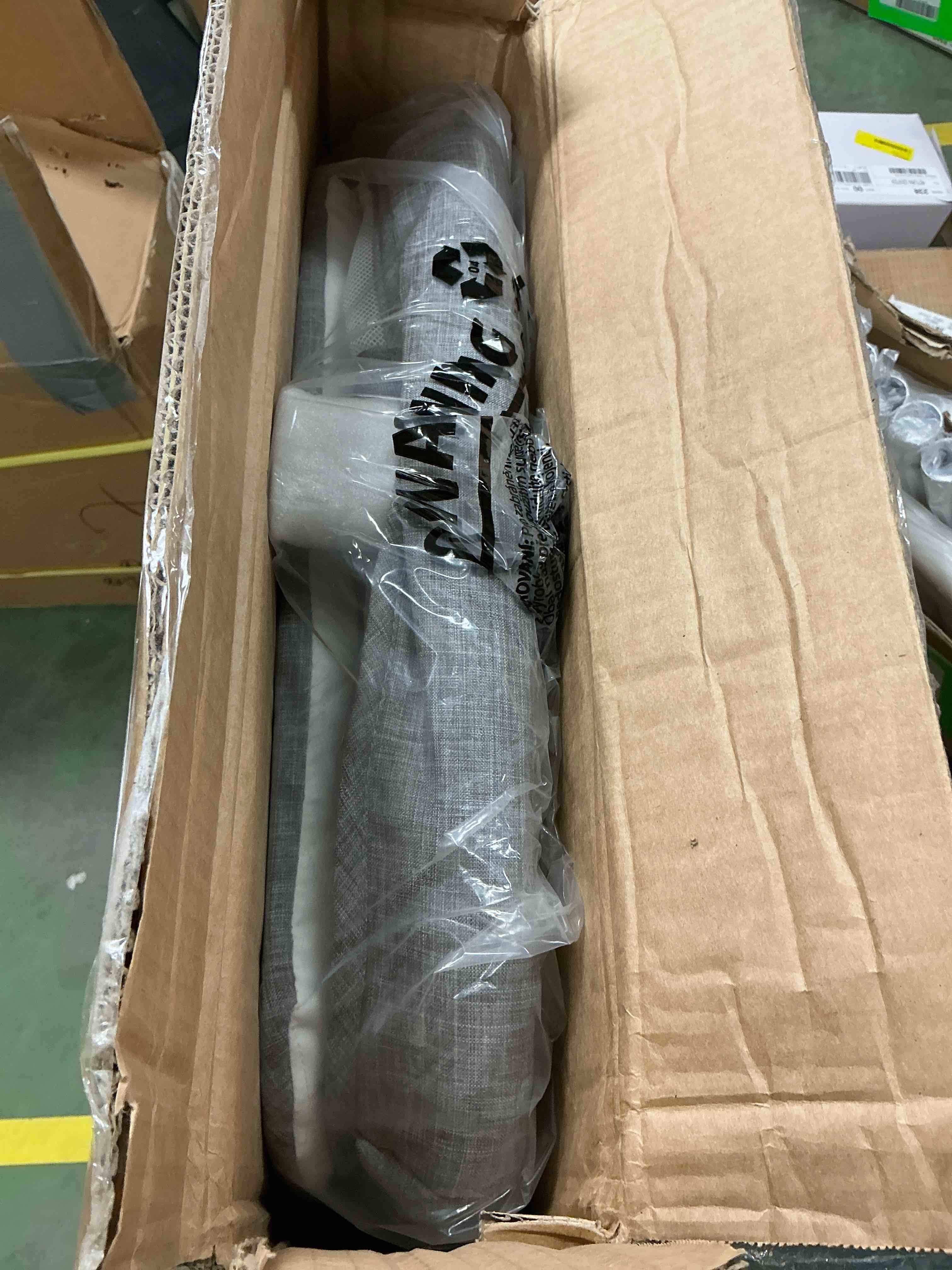 https://s3.amazonaws.com/lotting-images-prod/EmanualPiazza/PPE4064124_1778686430458.jpeg