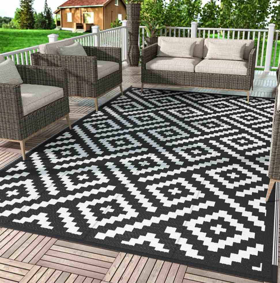 deorab outdoor rugs waterproof plastic straw mat 8'x10' reversible for rv patio deck beach black & white