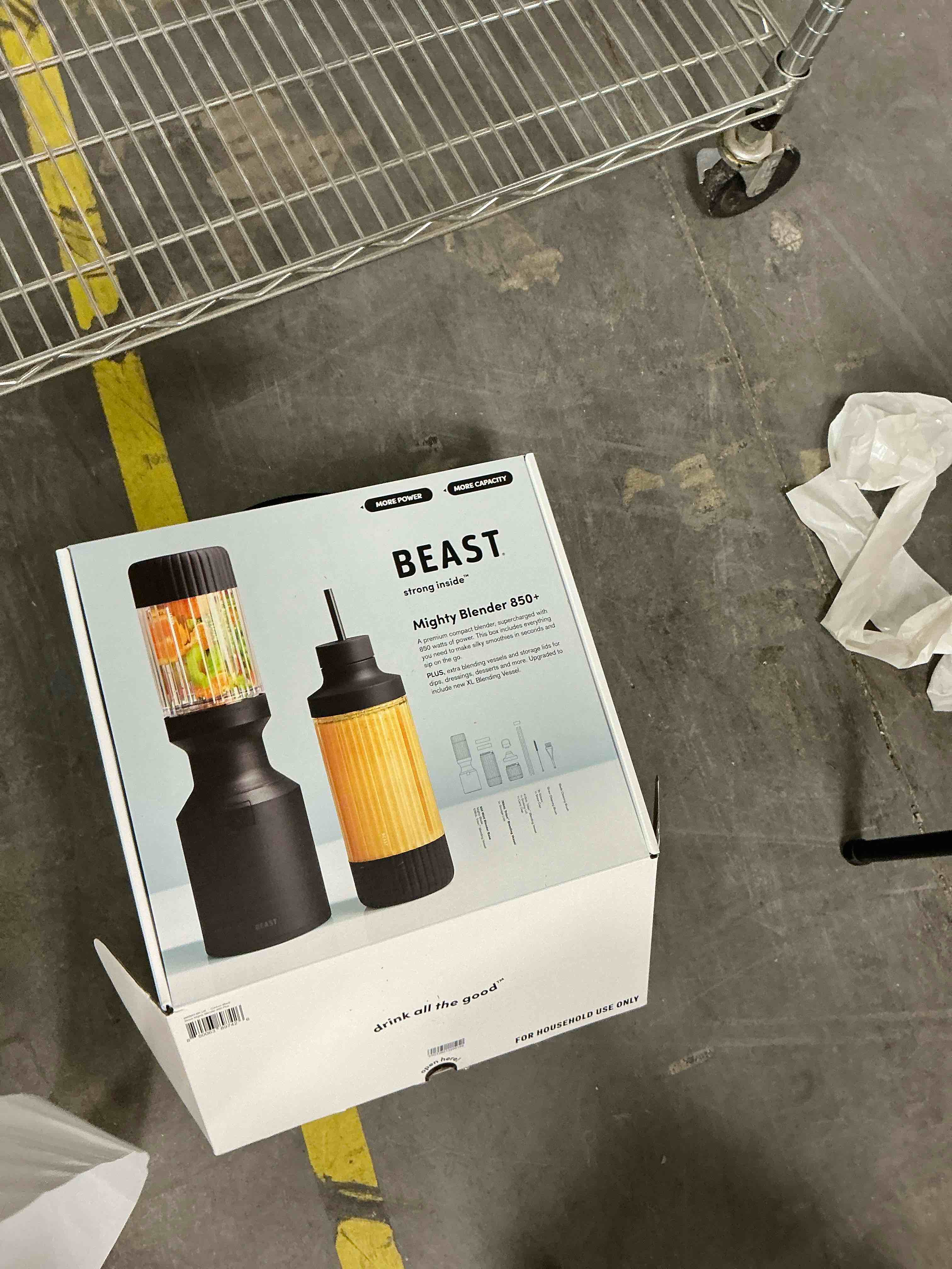 Condition photo showing Good Condition for beast mighty 850 plus | premium compact personal blender | smoothies, shakes, dressings, sauces | blends ice and frozen fruit | new xl vessel | extra vessels, lids and straws | 850w (carbon black)