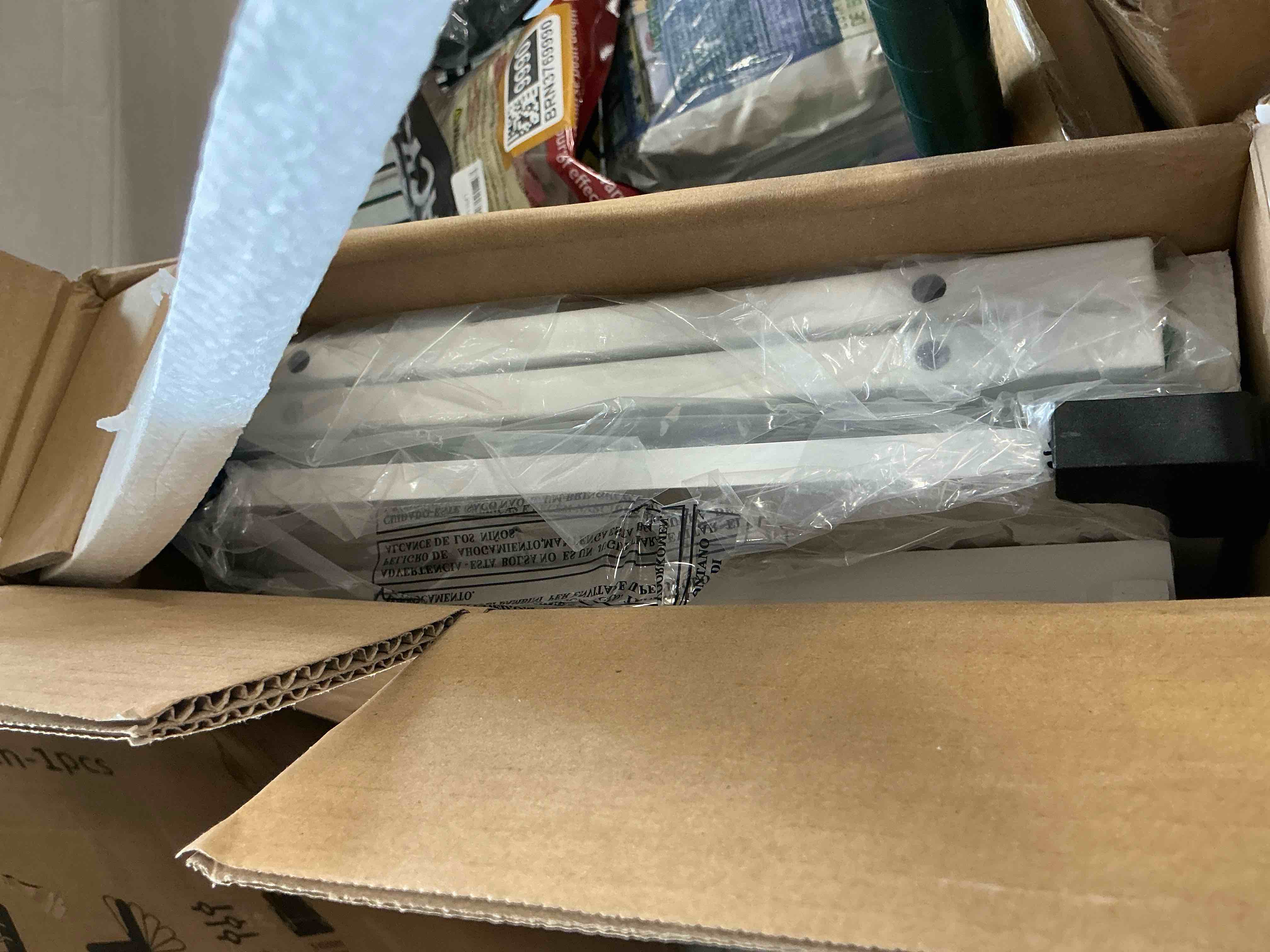 https://s3.amazonaws.com/lotting-images-prod/EmanualPiazza/PPE4065414_1779909466632.jpeg