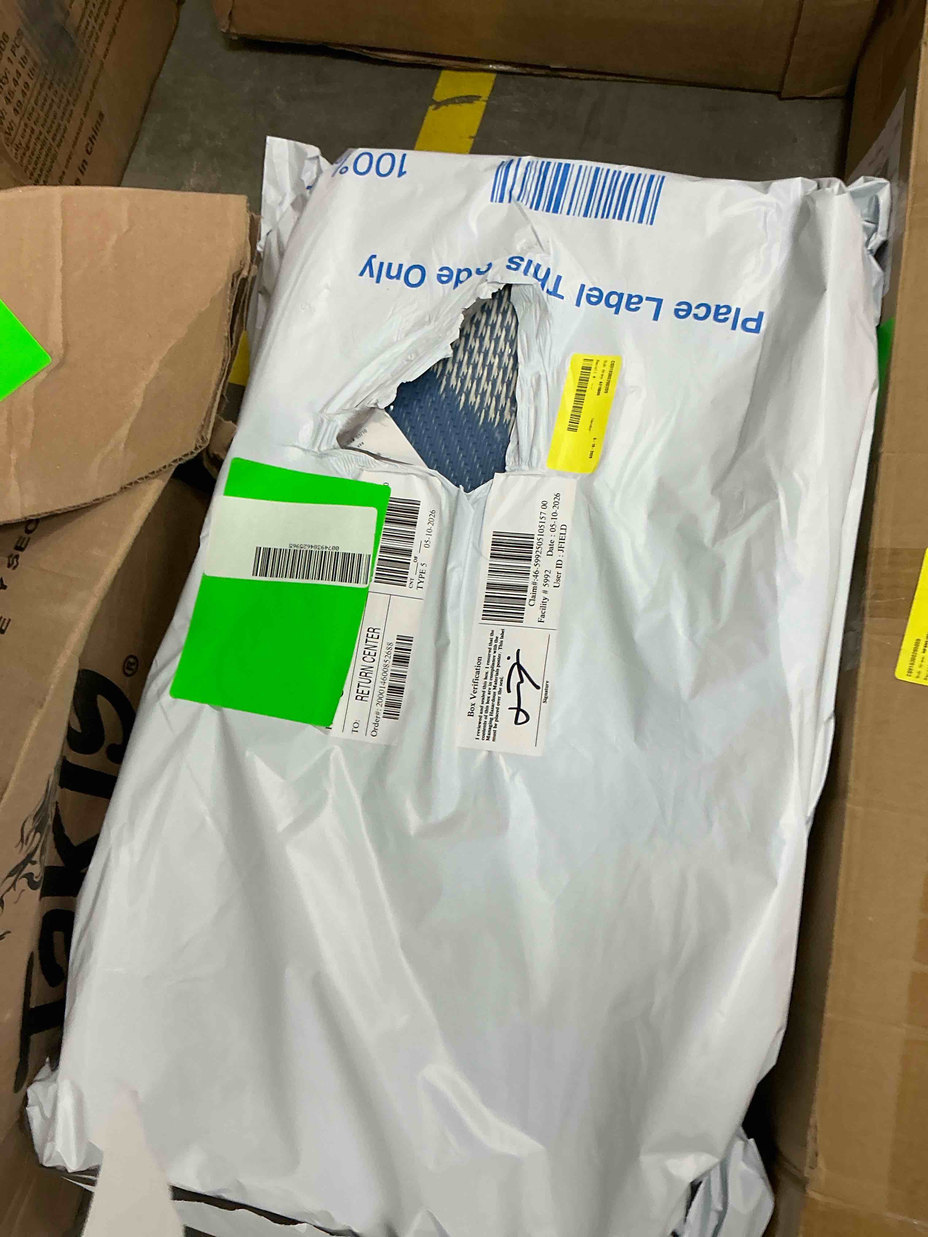 https://s3.amazonaws.com/lotting-images-prod/EmanualPiazza/PPE4065439_1779977274714.jpeg