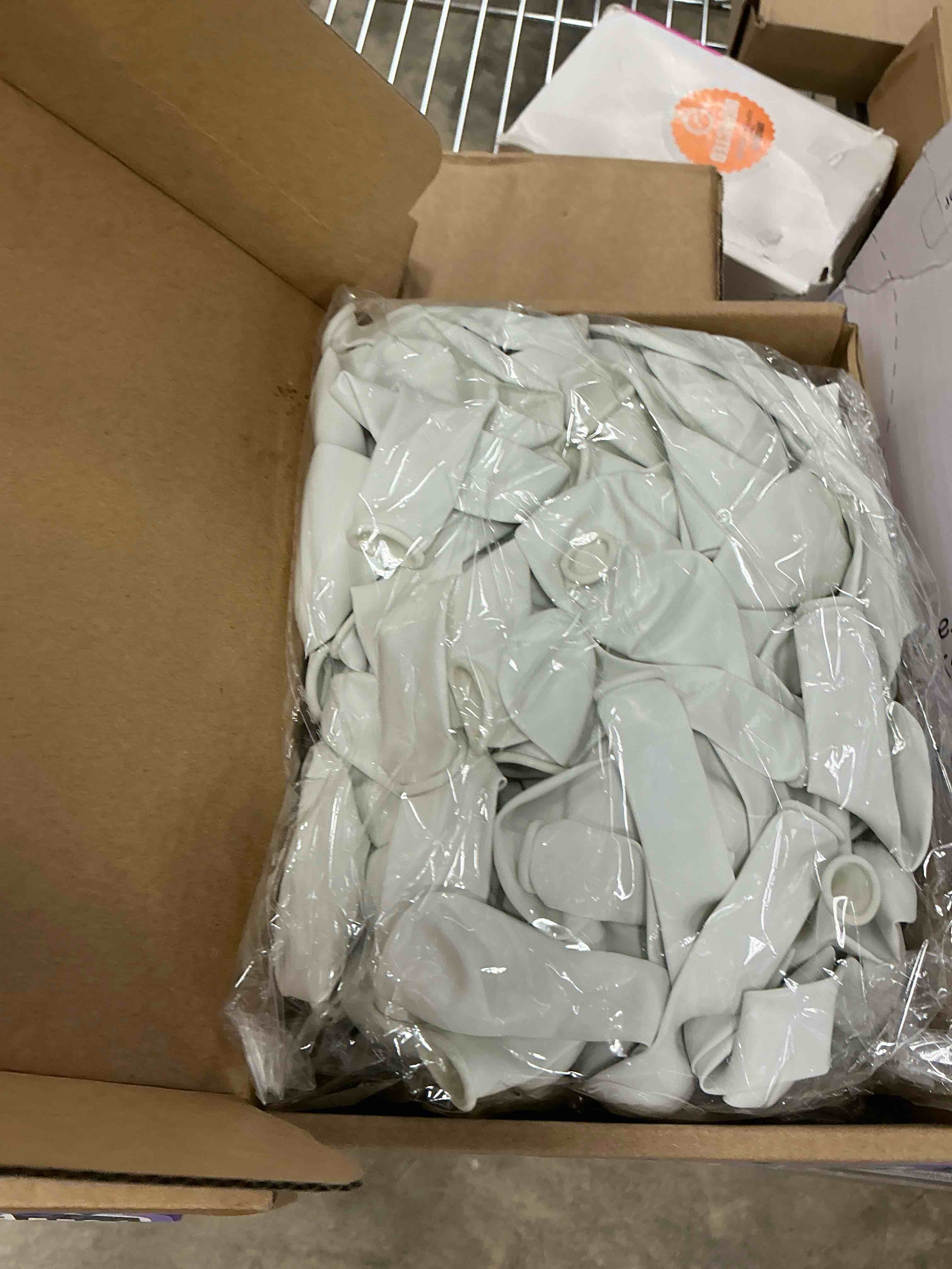 Condition photo showing New/Like New for civaner 124 pcs cloud baby shower decoration white cloud balloon and gold star garland 12 10 5 latex balloon arch kit twinkle little star streamers backdrop for baby shower birthday party decor