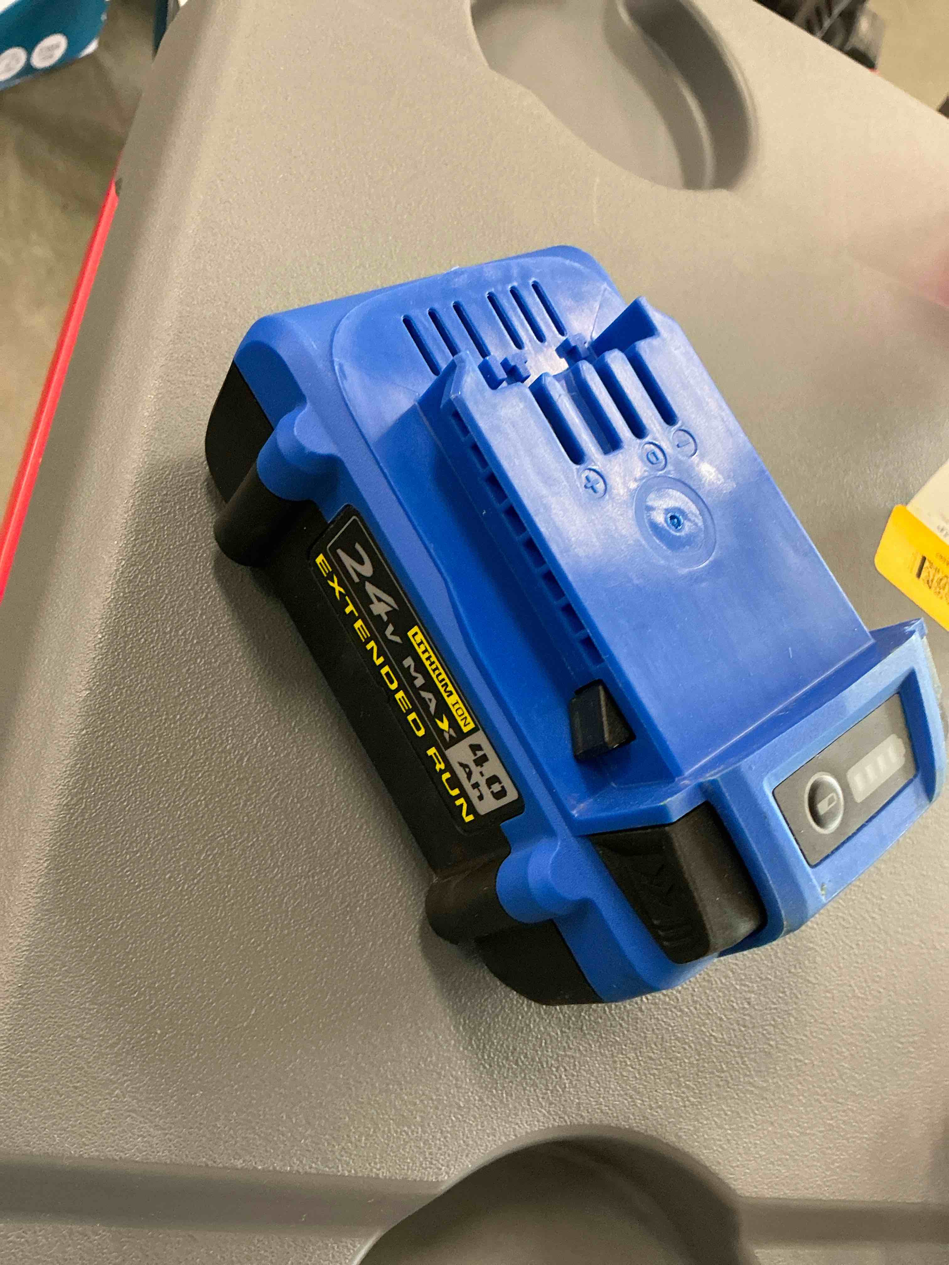 Condition photo showing Good Condition for kobalt 24 -volt 1 -pack battery ( 4 ah lithium )