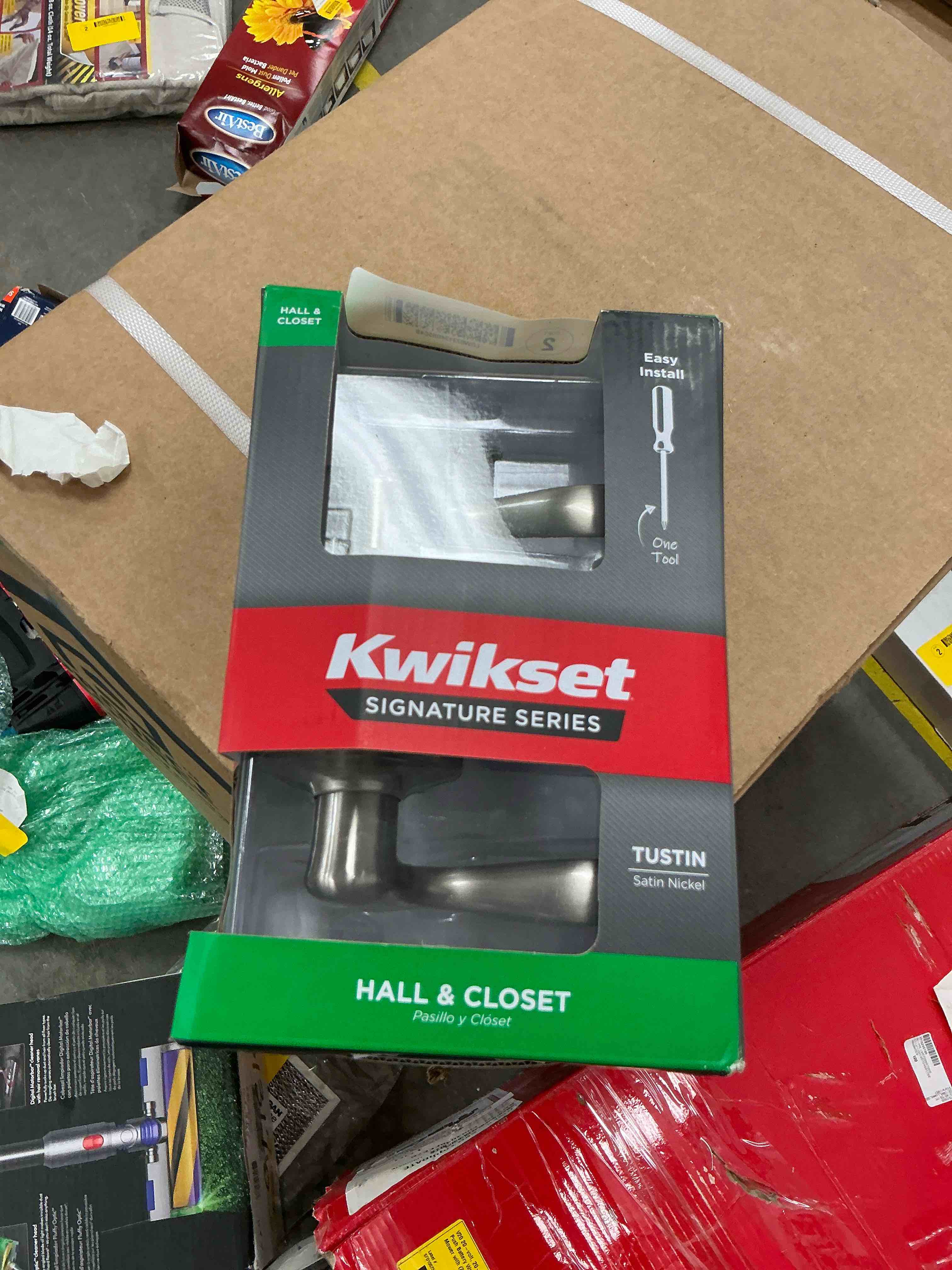 Condition photo showing New/Like New for kwikset signature series 97200-777 satin nickel tustin passage lever