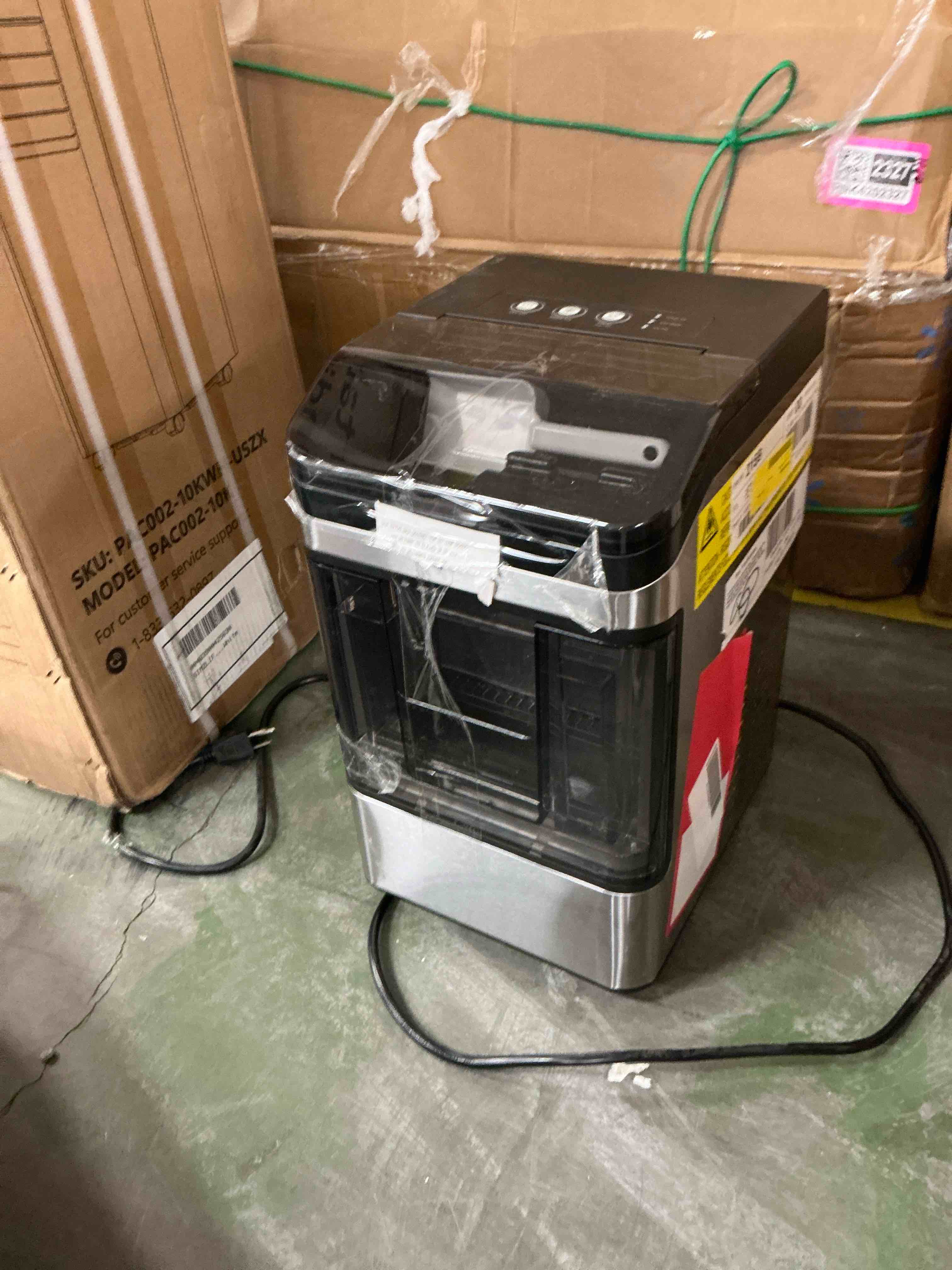 Condition photo showing As Is for ice maker countertop nugget ice in 6 mins 44lbs/day chewable ice machine with self-cleaning large water tank for home kitchen party camping