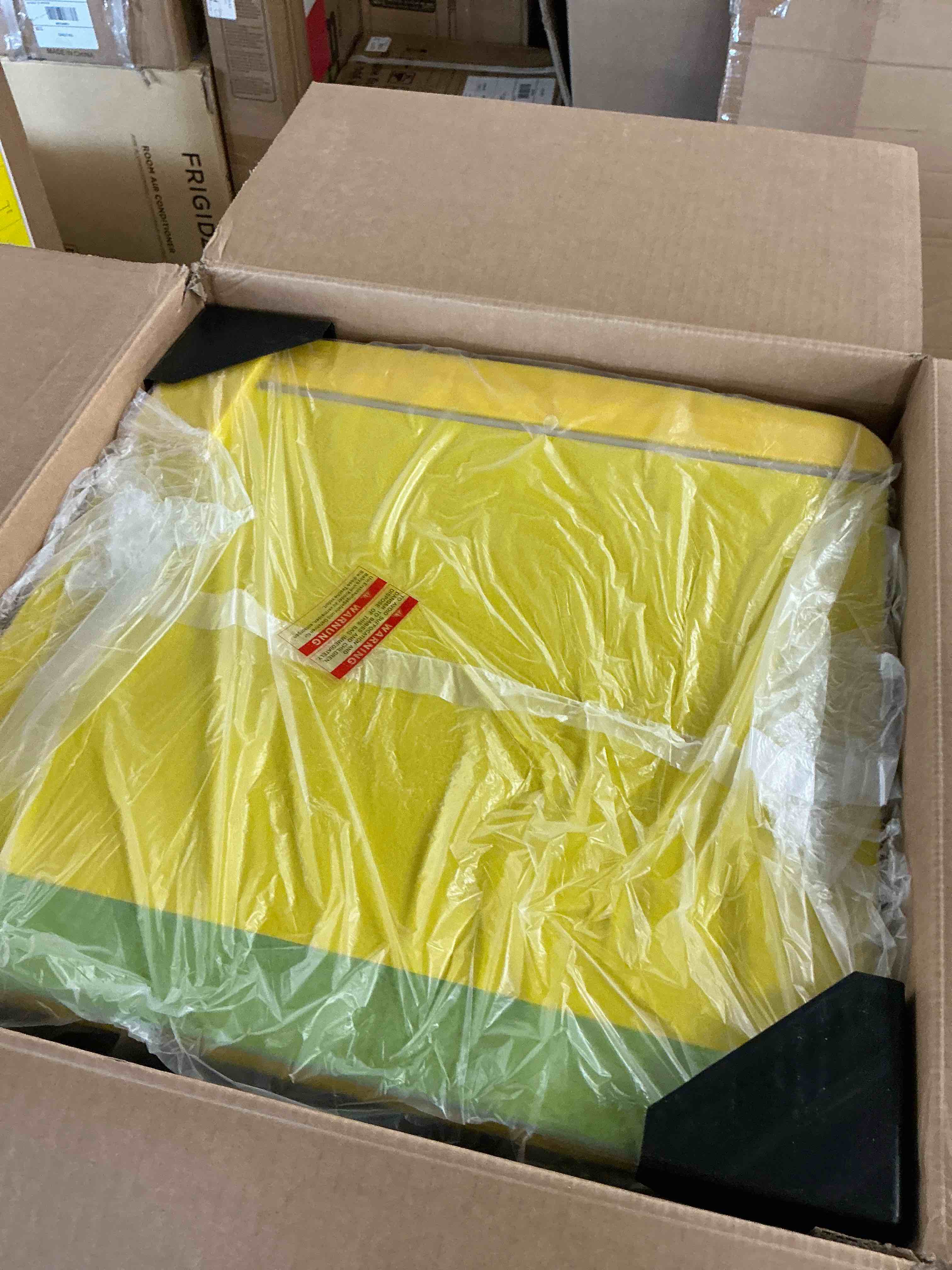 Condition photo showing New/Like New for tacool 3.5 cu.ft retro mini fridge with freezer 2 door small refrigerator with 7 adjustable thermostat for home yellow