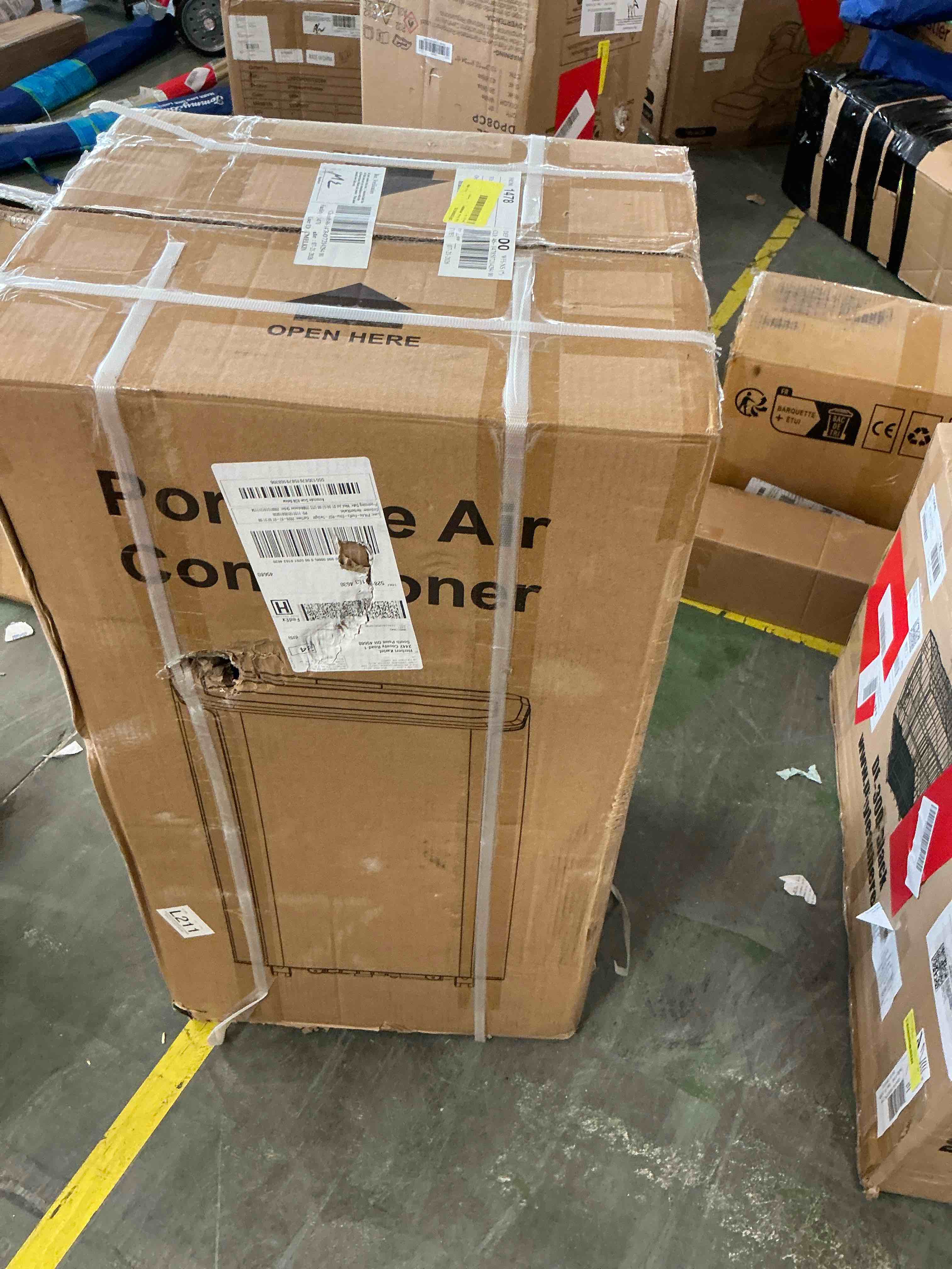 Condition photo showing New/Like New for 14000 btu portable air conditioner, ac unit with remote, cool, dehumidifier and fan, cools up to 800 s