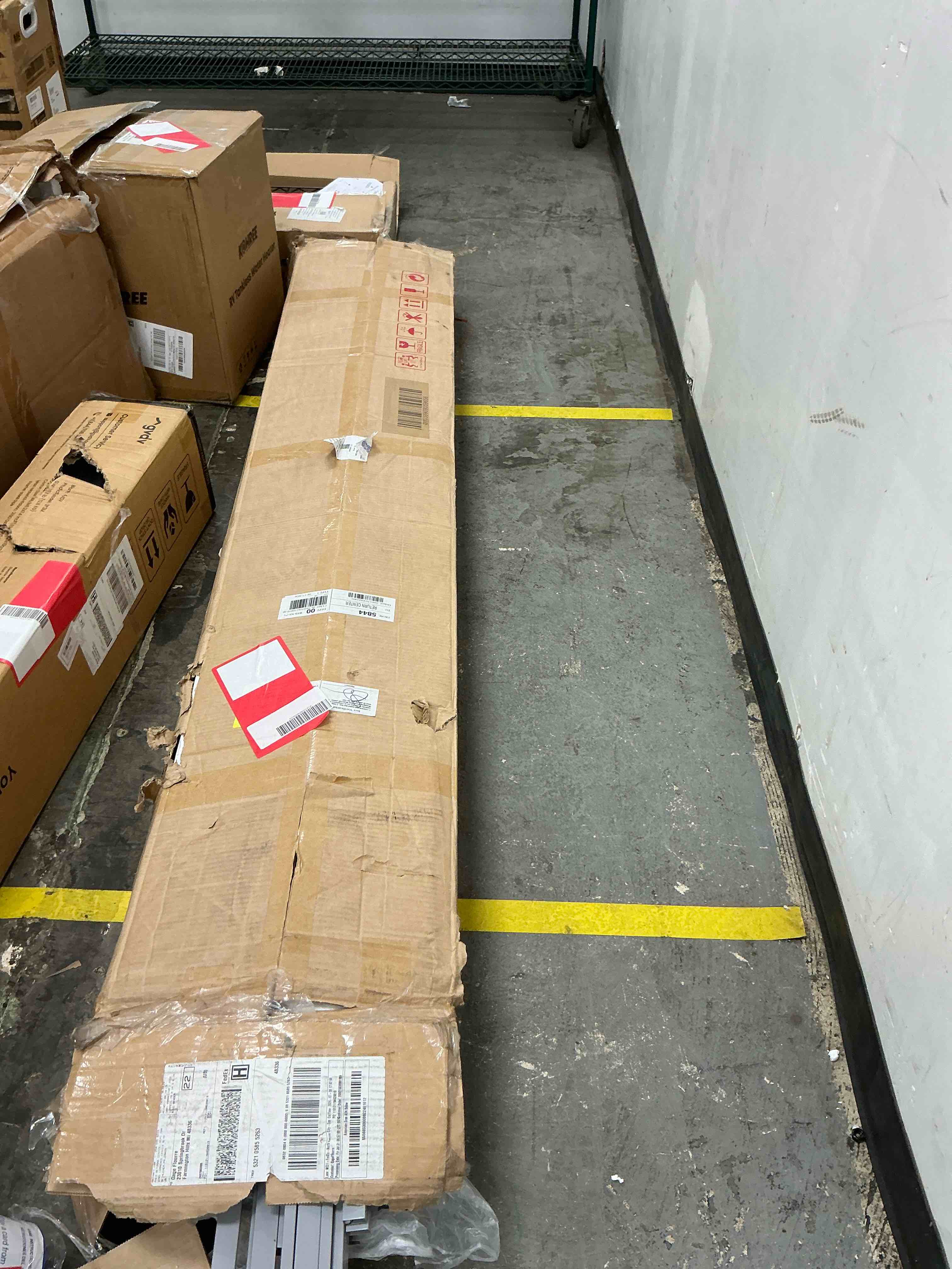 https://s3.amazonaws.com/lotting-images-prod/EmanualPiazza/PPE4068984_1789227225881.jpeg